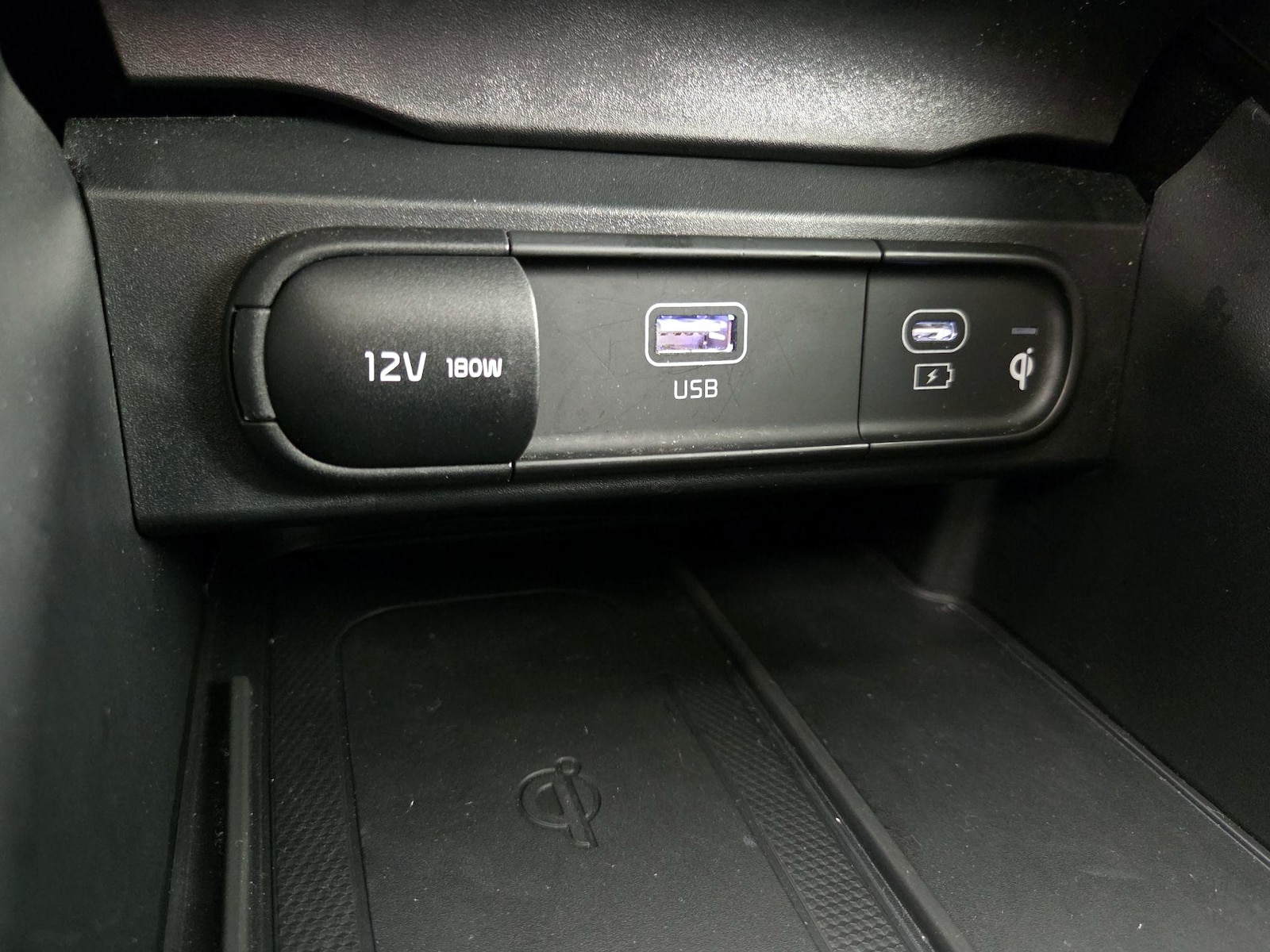 2025 Kia Telluride S - Photo 19