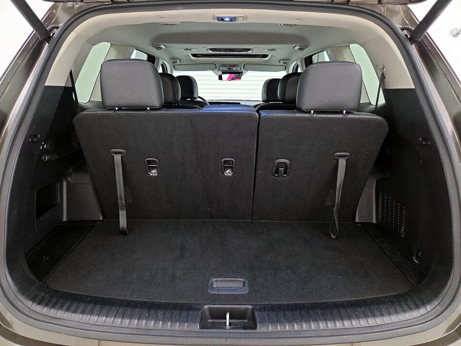 2025 Kia Telluride S - Photo 23