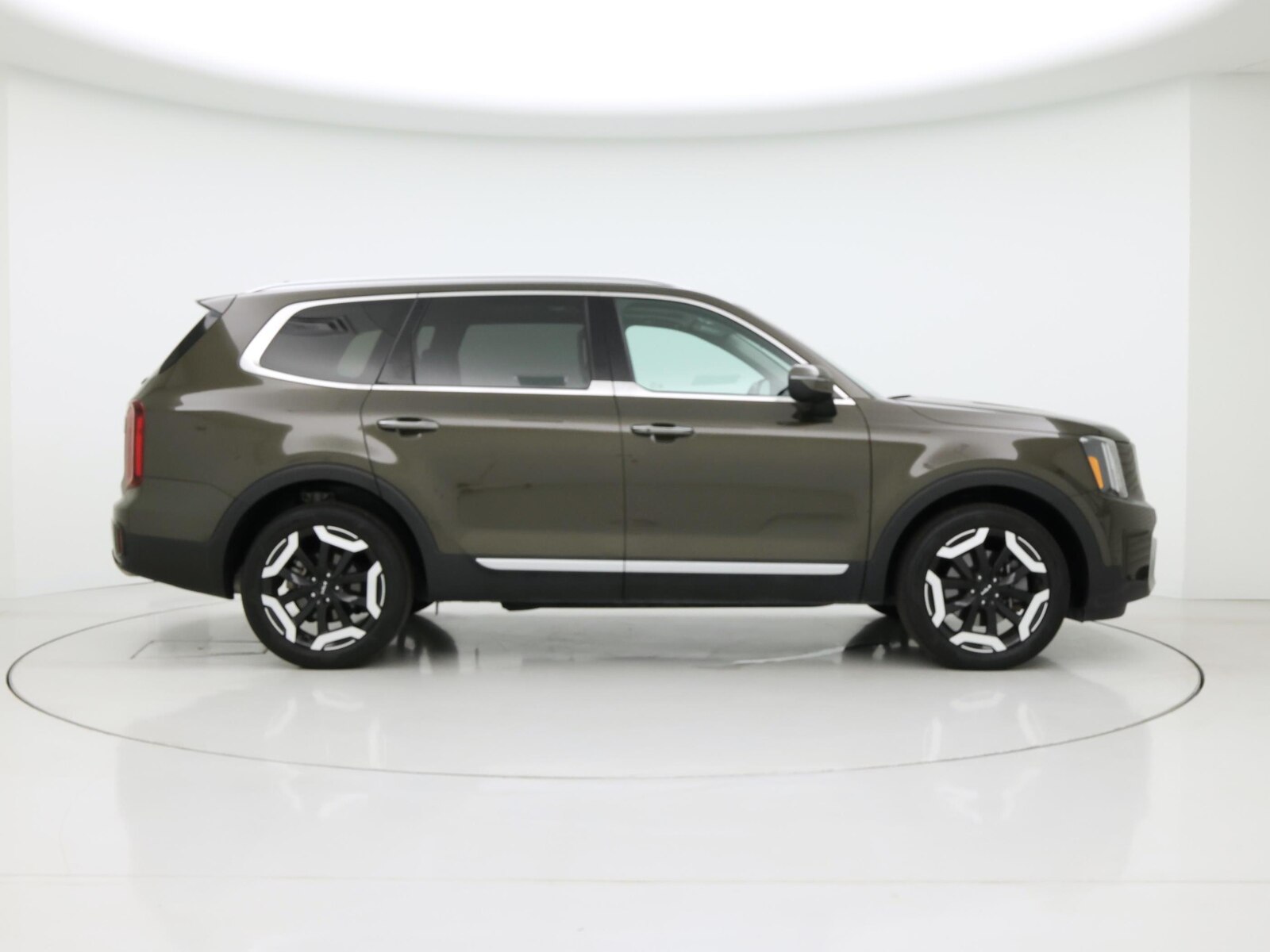2025 Kia Telluride S - Photo 8