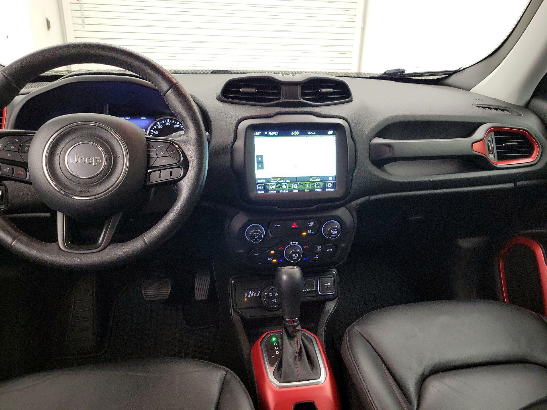 Thumbnail: 2022 Jeep Renegade - 9