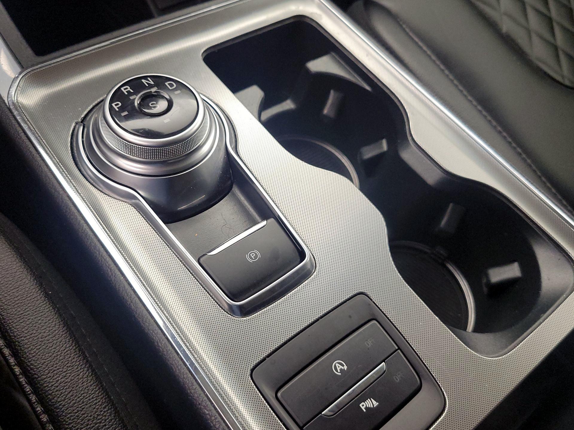Thumbnail: 2024 Ford Edge - 17