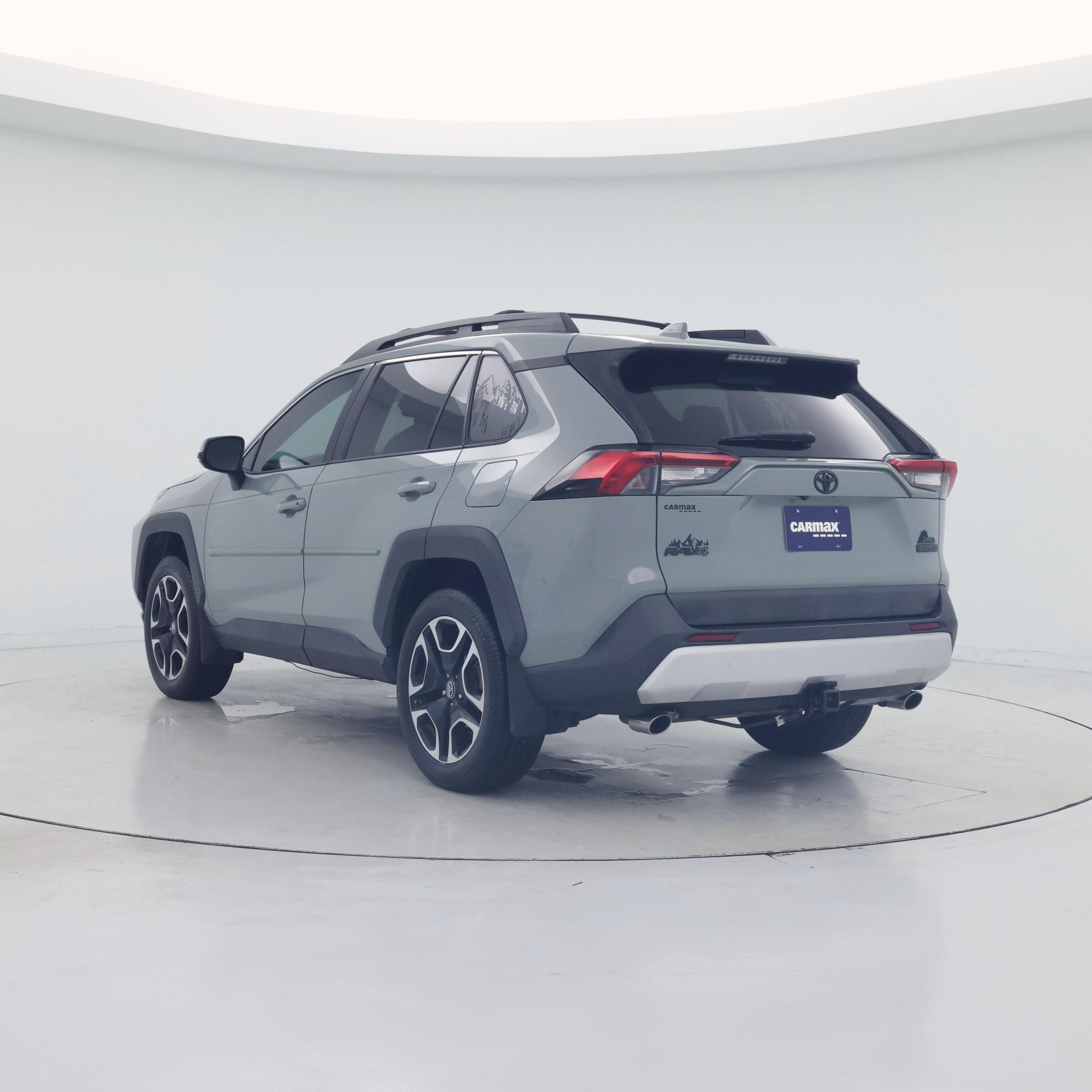 Thumbnail: 2019 Toyota RAV4 - 2