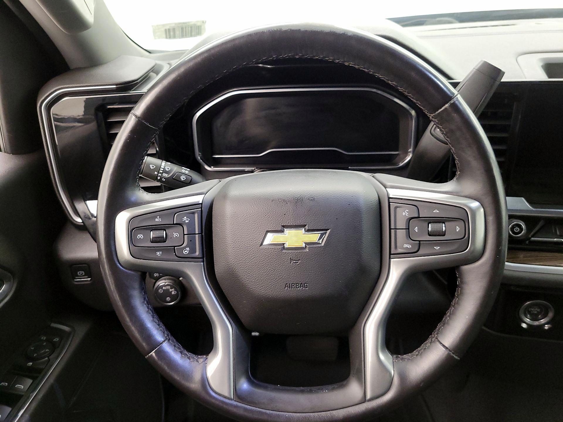 Thumbnail: 2022 Chevrolet Silverado 1500 - 10