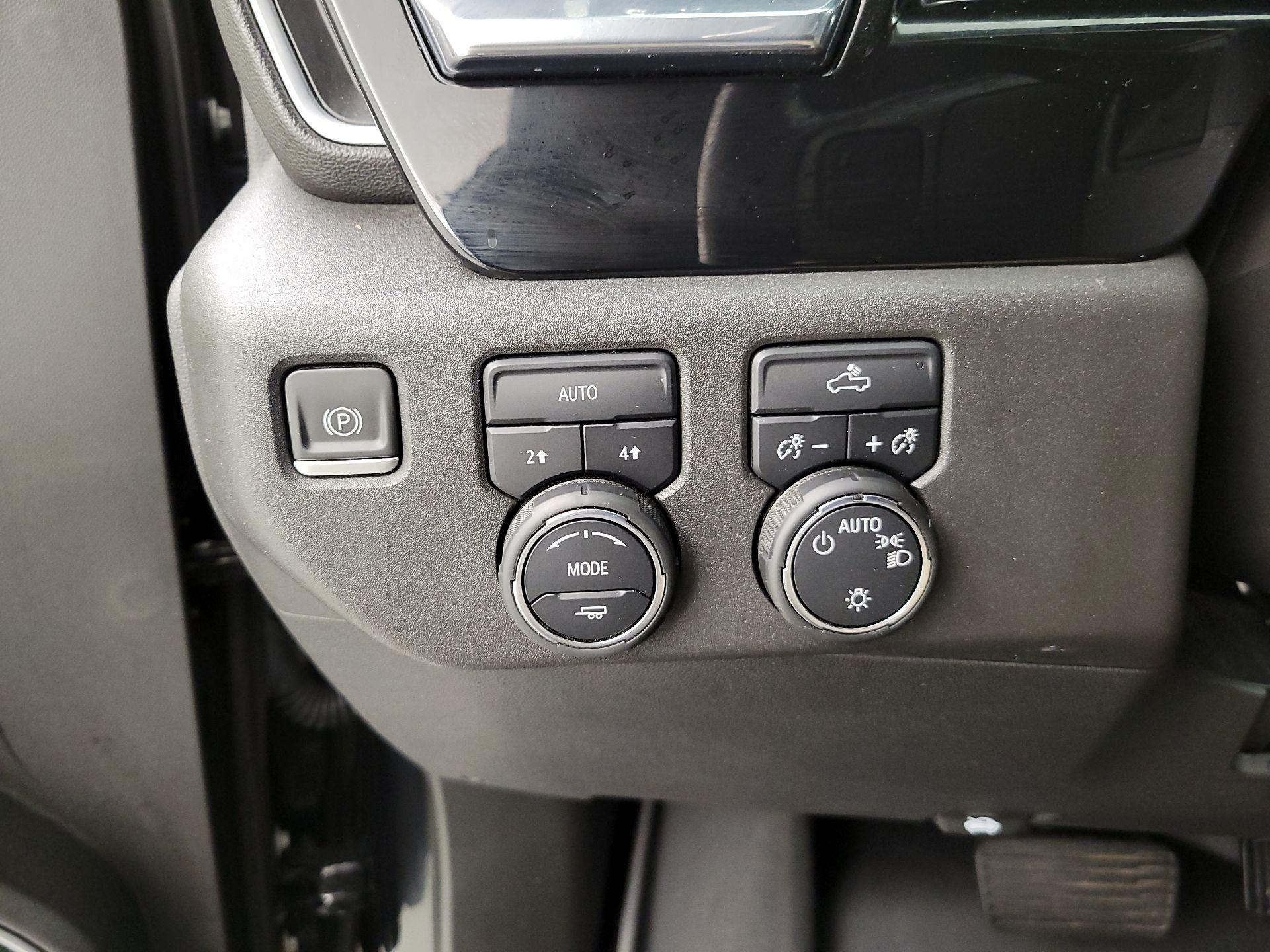 Thumbnail: 2022 Chevrolet Silverado 1500 - 13