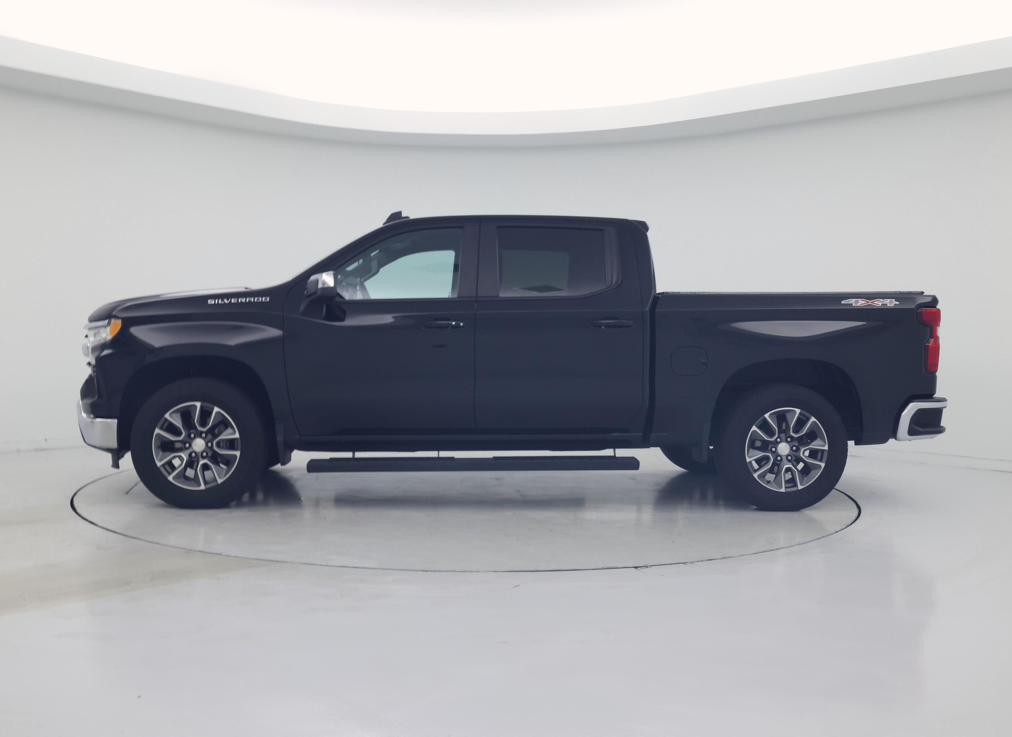 Thumbnail: 2022 Chevrolet Silverado 1500 - 3