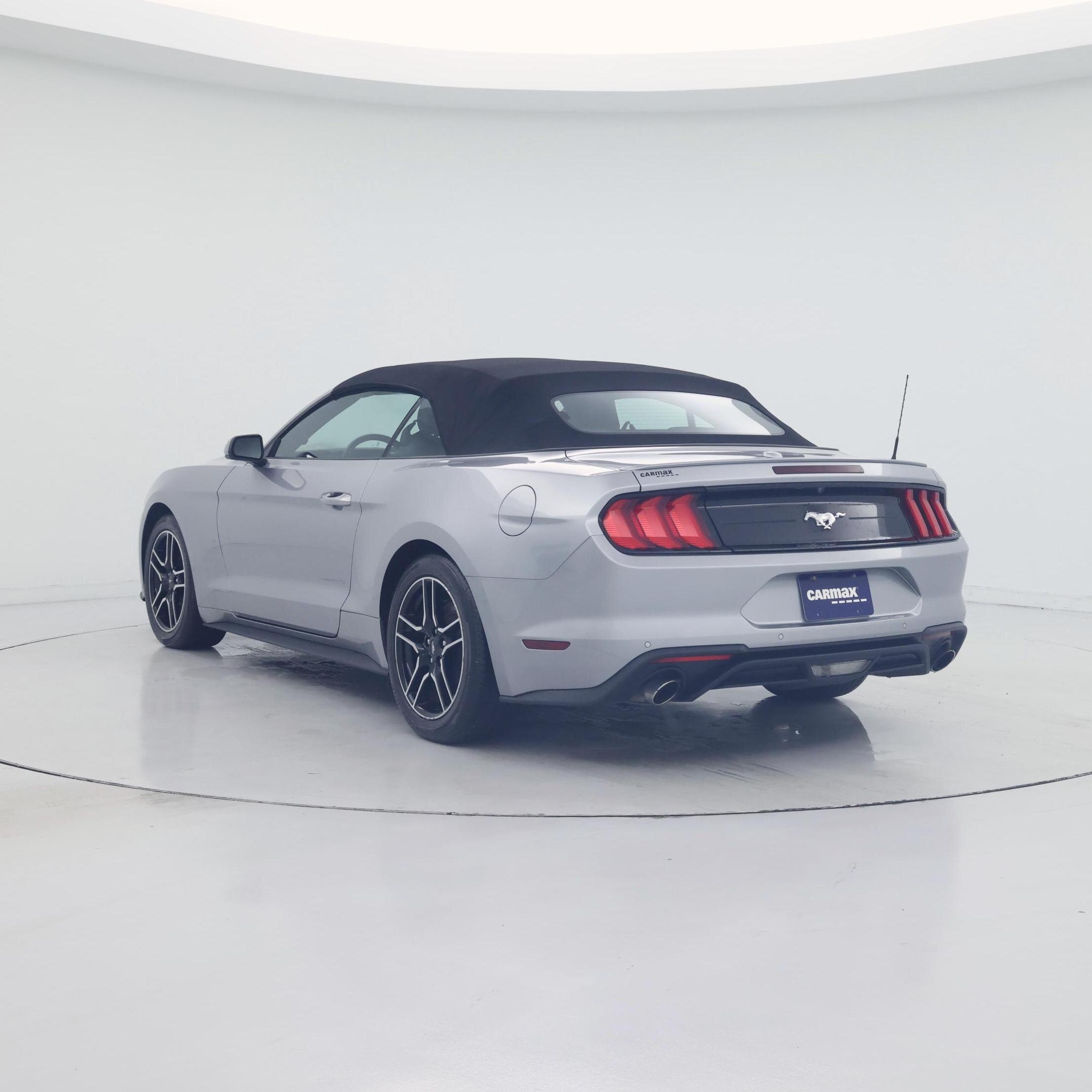Thumbnail: 2022 Ford Mustang - 2