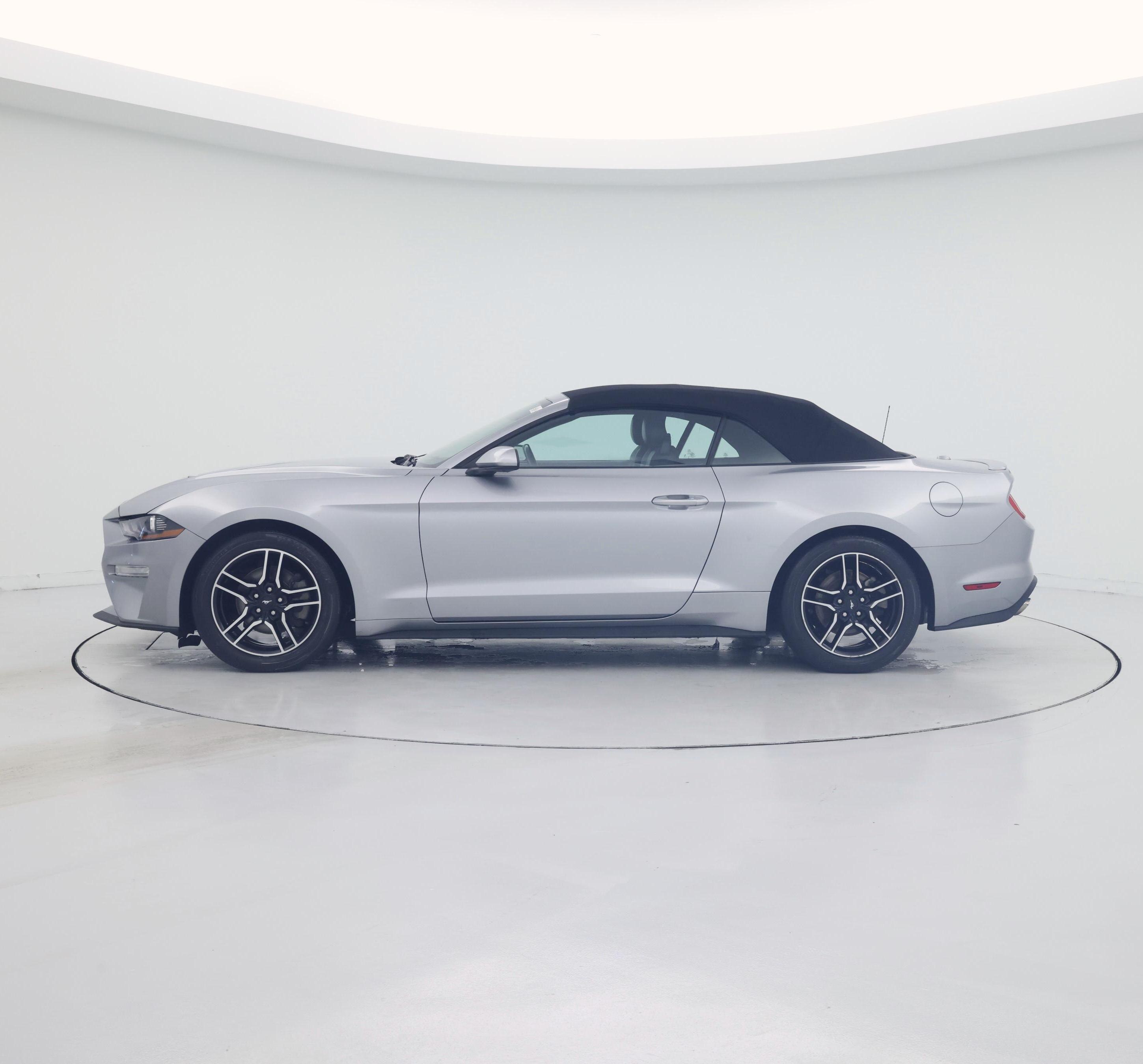 Thumbnail: 2022 Ford Mustang - 3