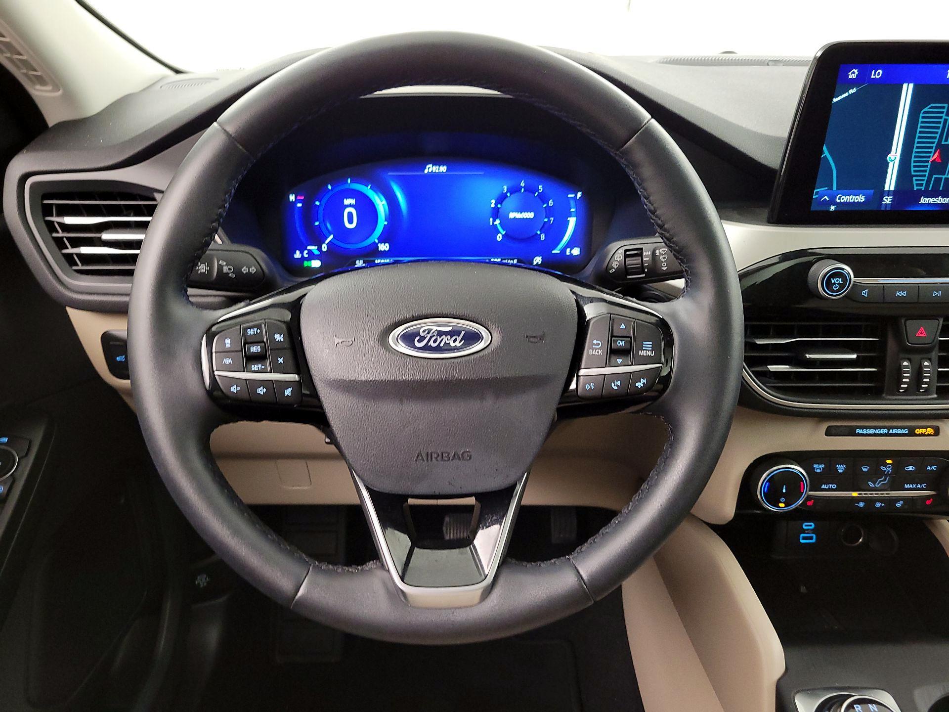 Thumbnail: 2022 Ford Escape - 10