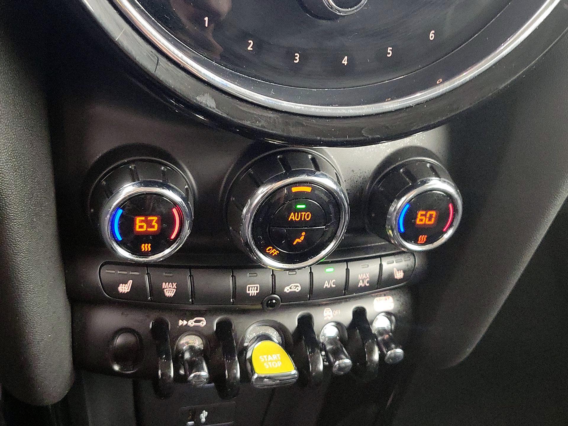 Thumbnail: 2023 MINI Cooper Hardtop - 17