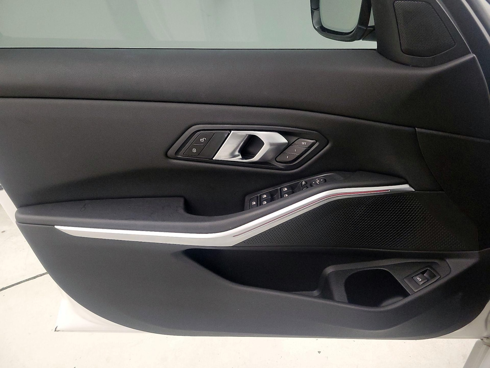 2024 BMW 3 Series 330i - Photo 13
