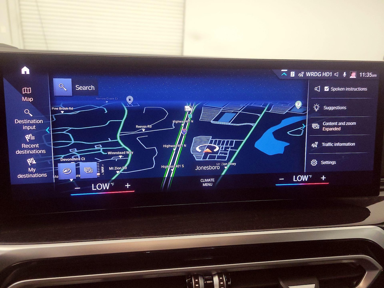 2024 BMW 3 Series 330i - Photo 15