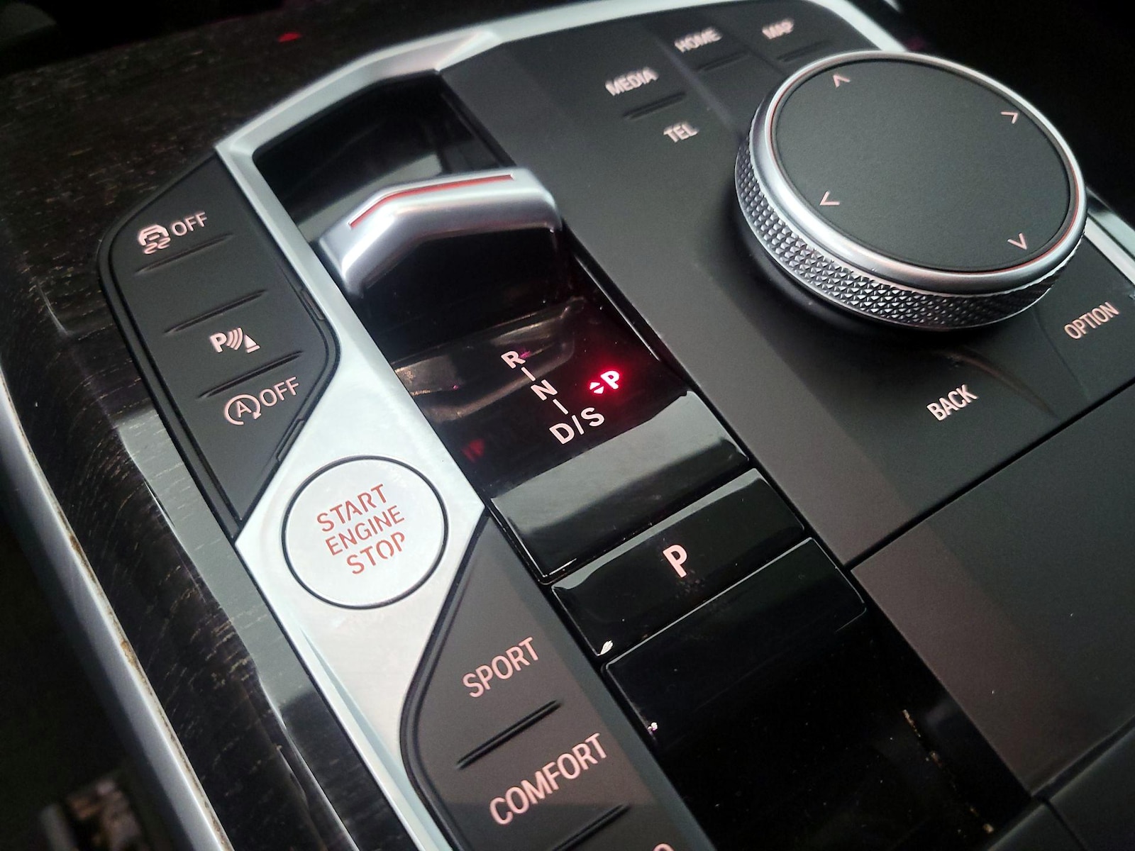 2024 BMW 3 Series 330i - Photo 19