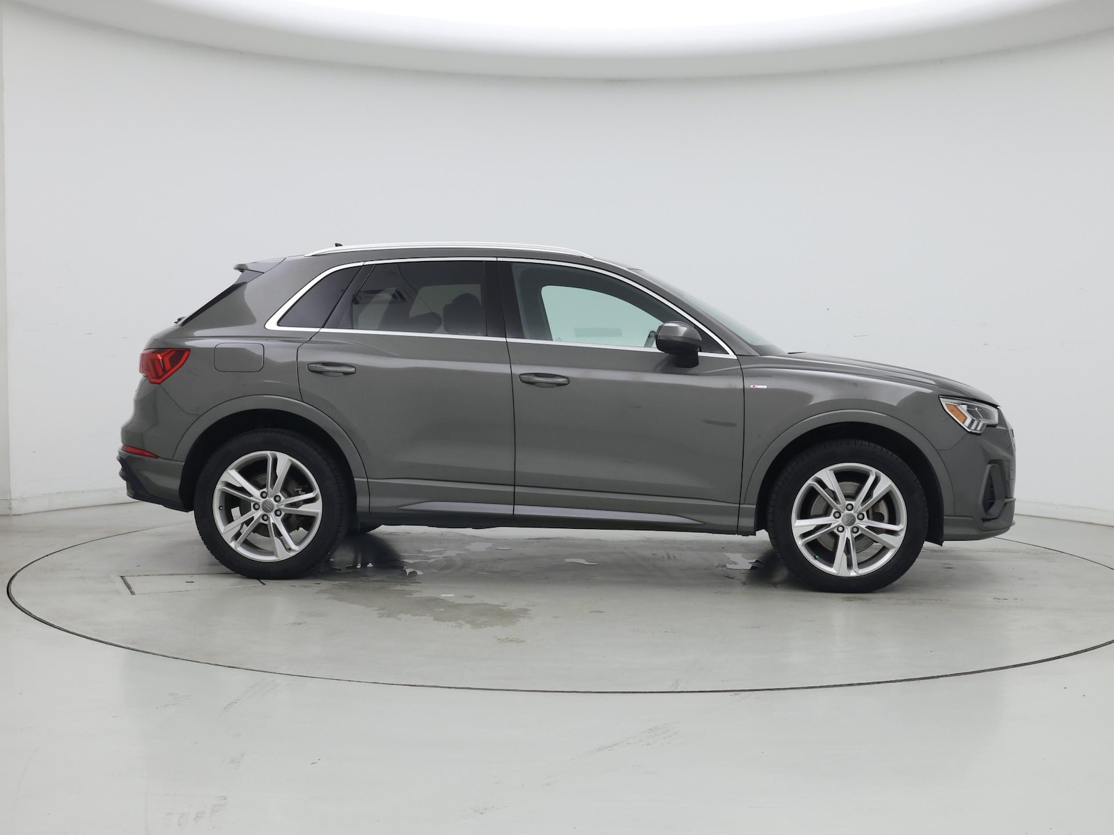 2020 Audi Q3 S Line Premium Plus - Photo 8