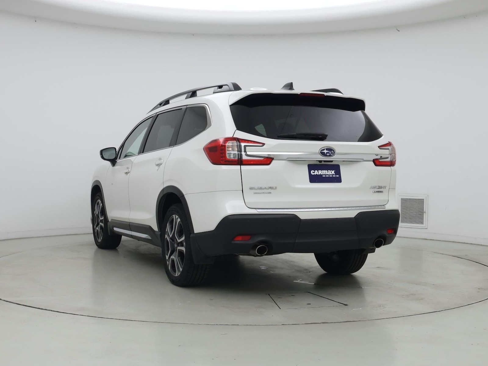 2025 Subaru Ascent Limited - Photo 3