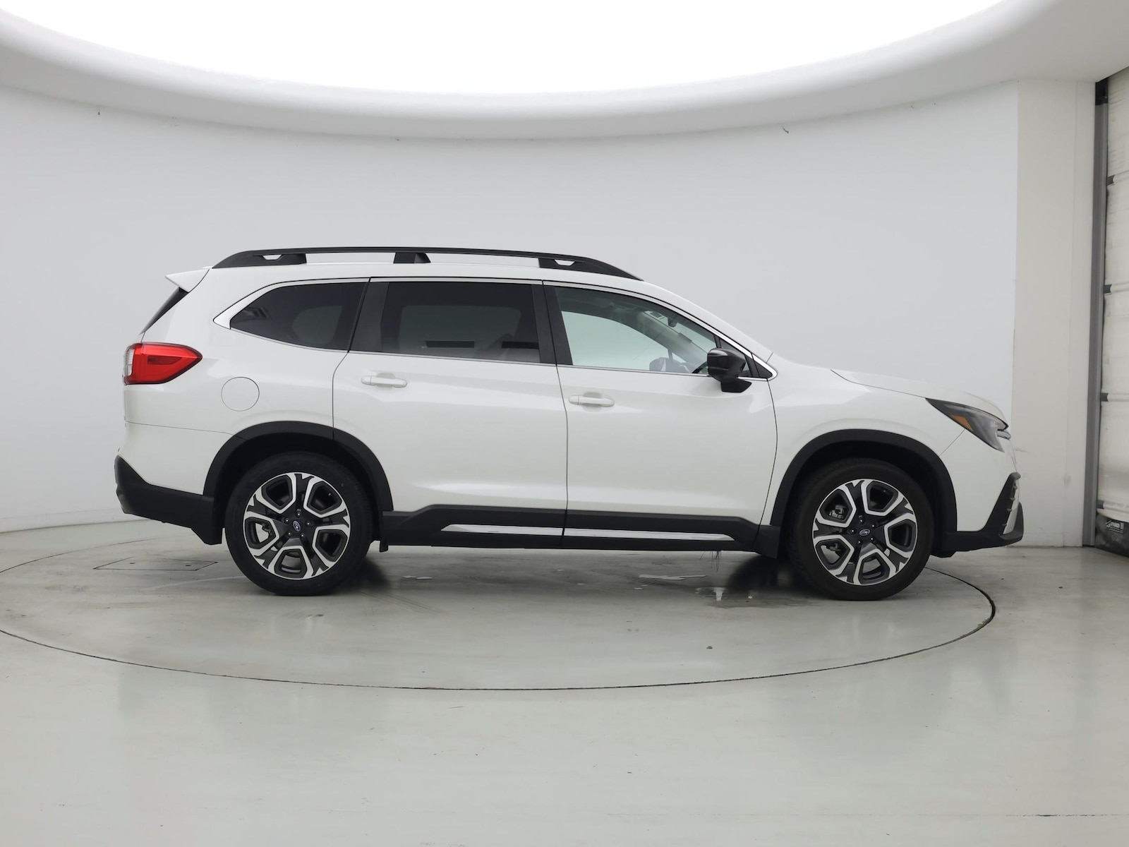 2025 Subaru Ascent Limited - Photo 8