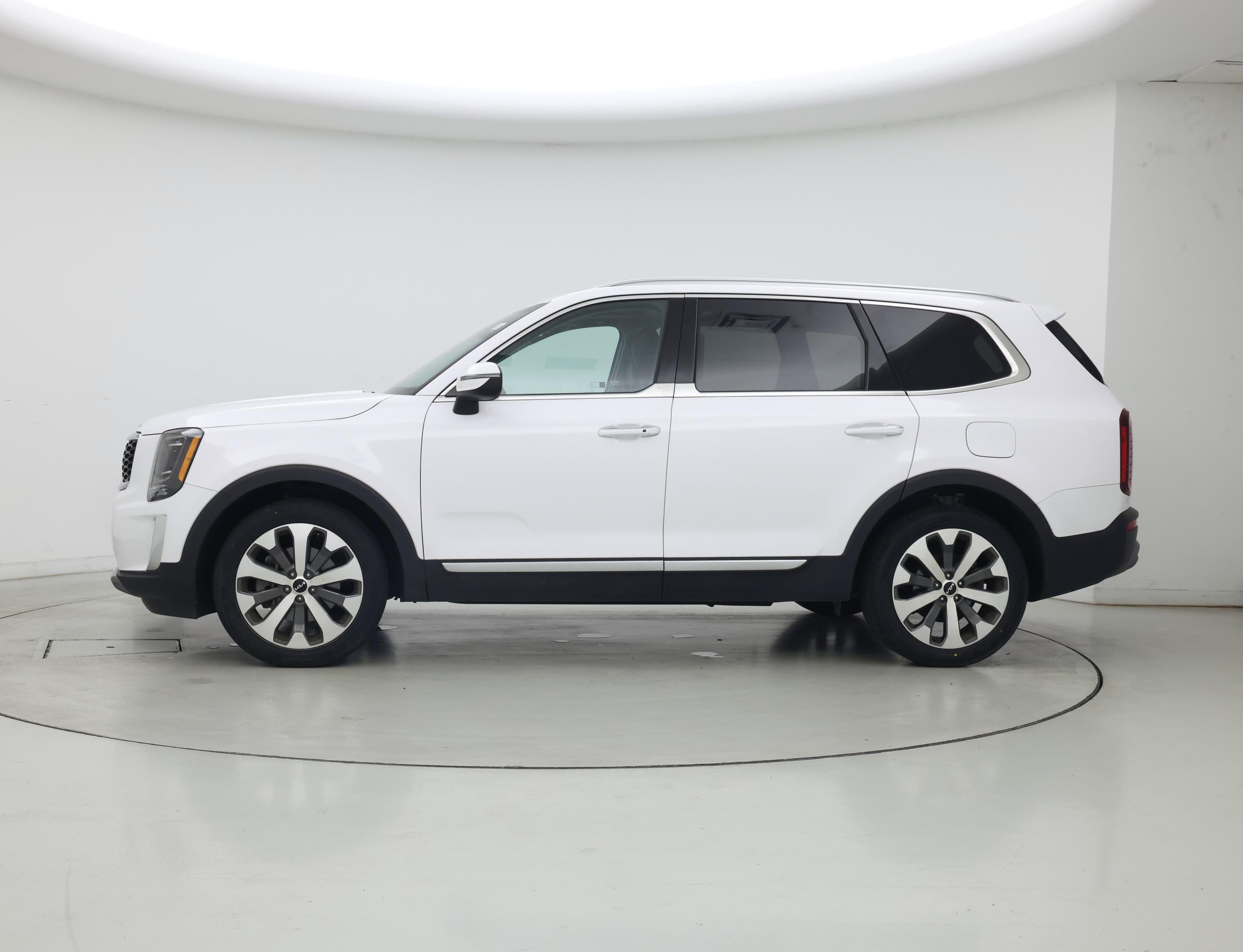 Thumbnail: 2022 Kia Telluride - 3