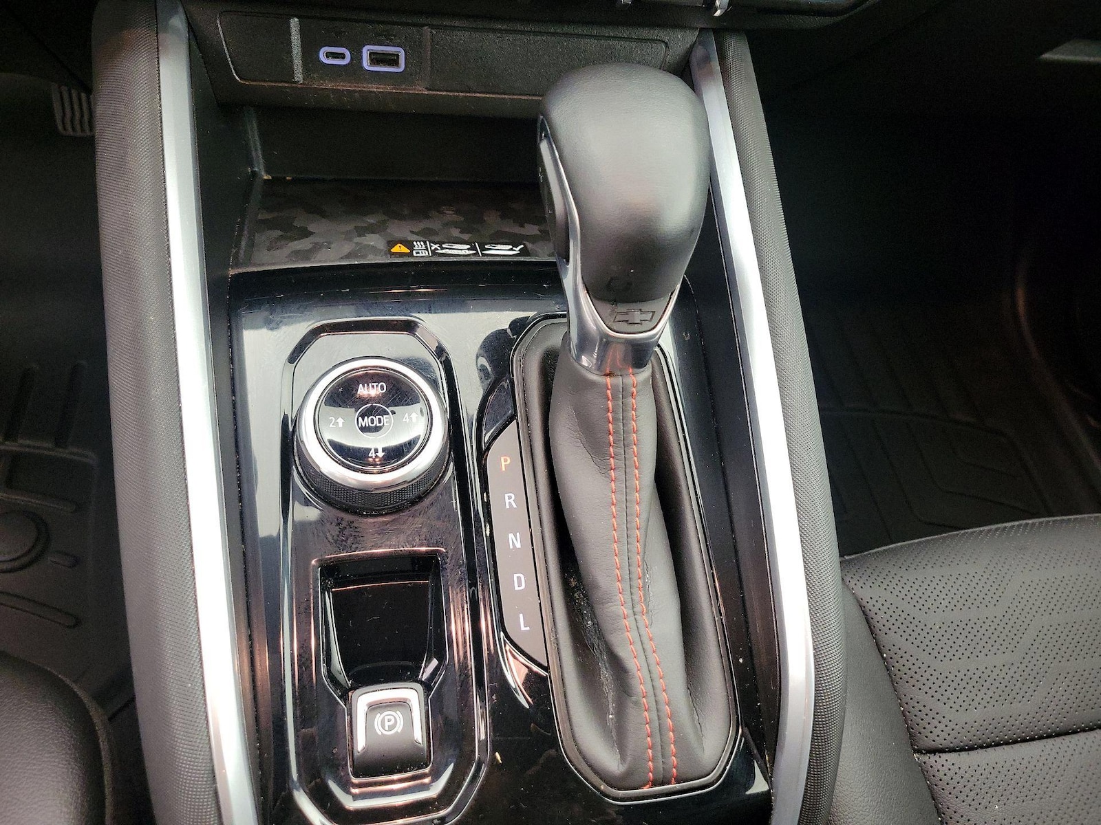 2023 Chevrolet Colorado Z71 - Photo 18