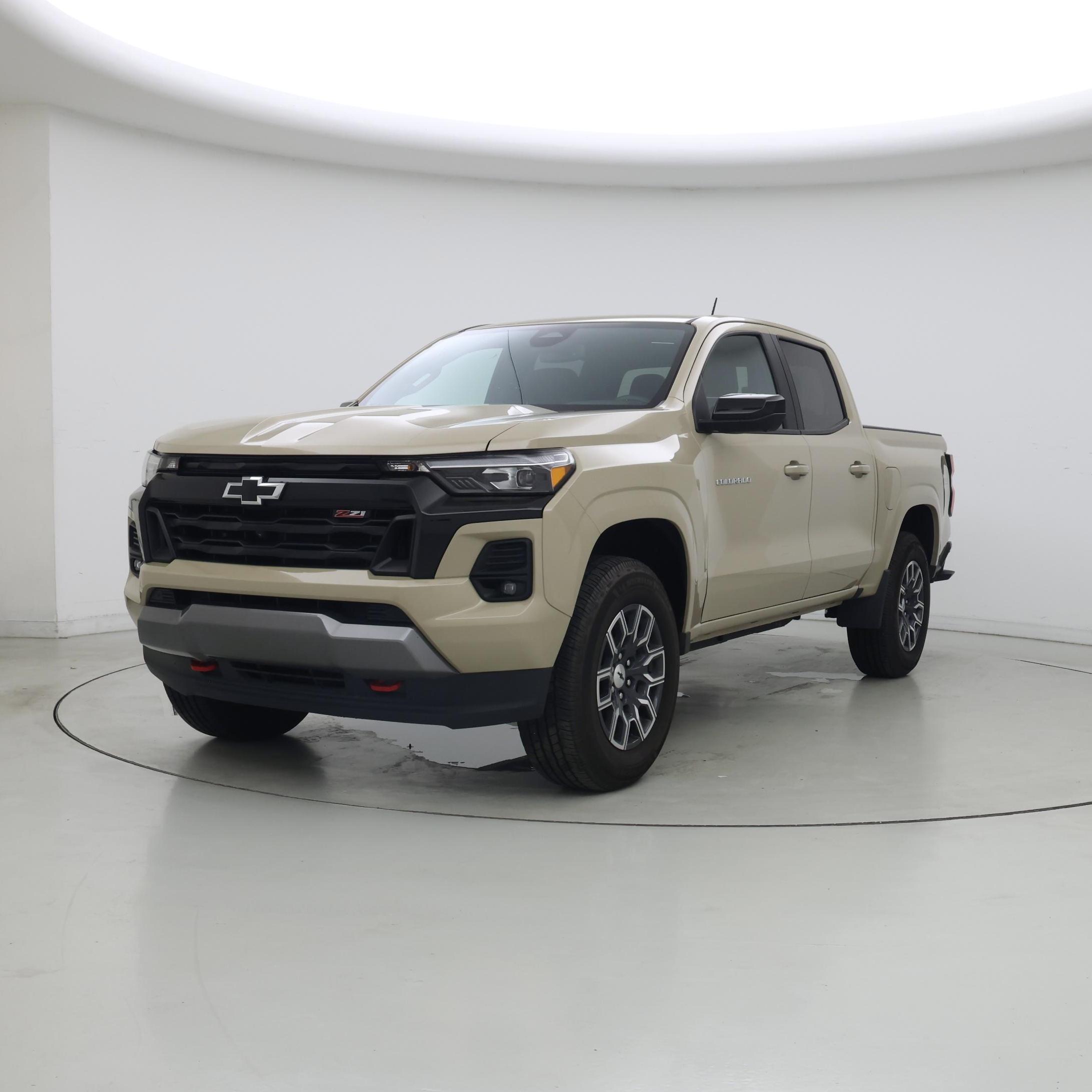 Thumbnail: 2023 Chevrolet Colorado - 4
