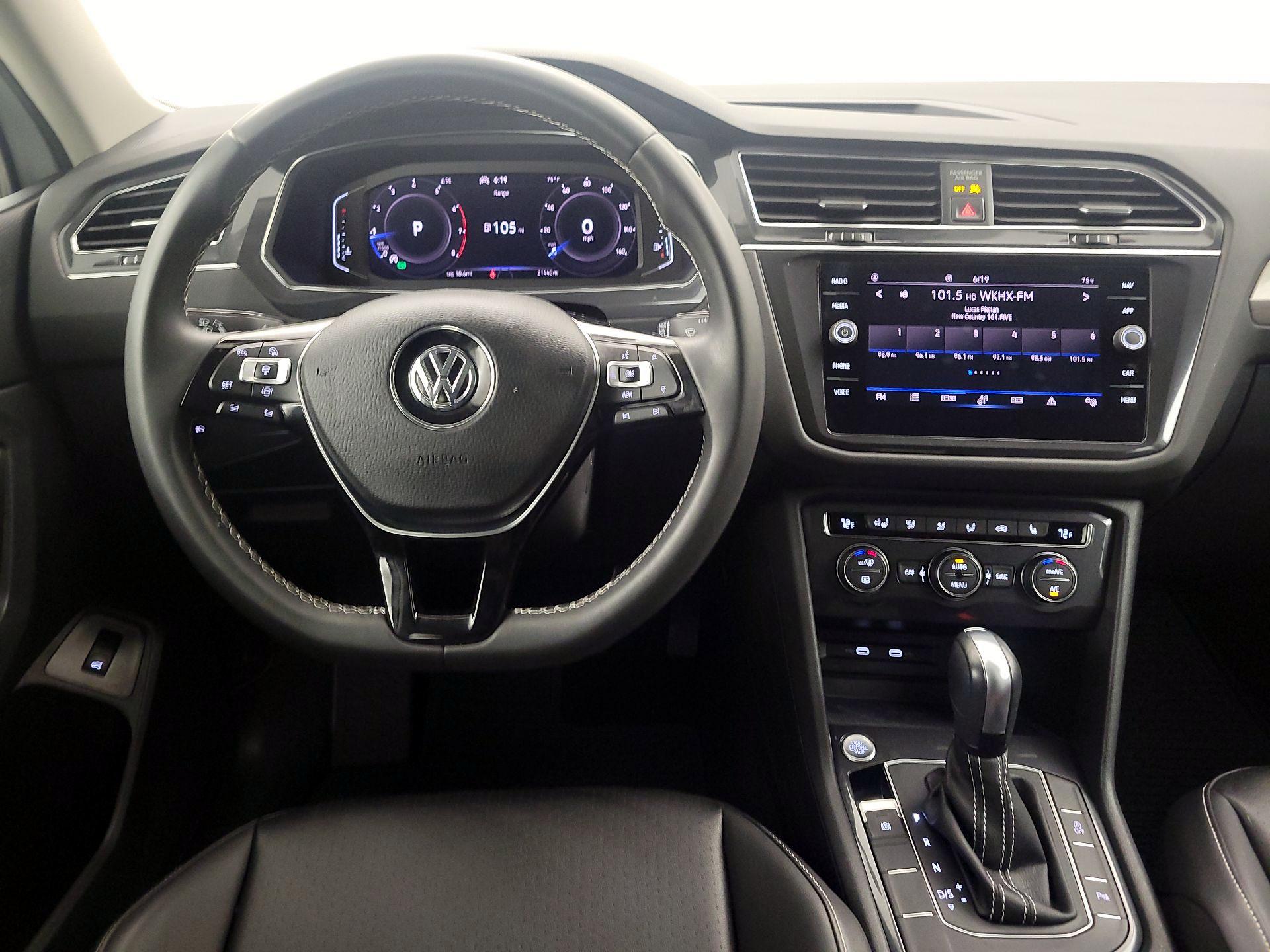 Thumbnail: 2021 Volkswagen Tiguan - 10