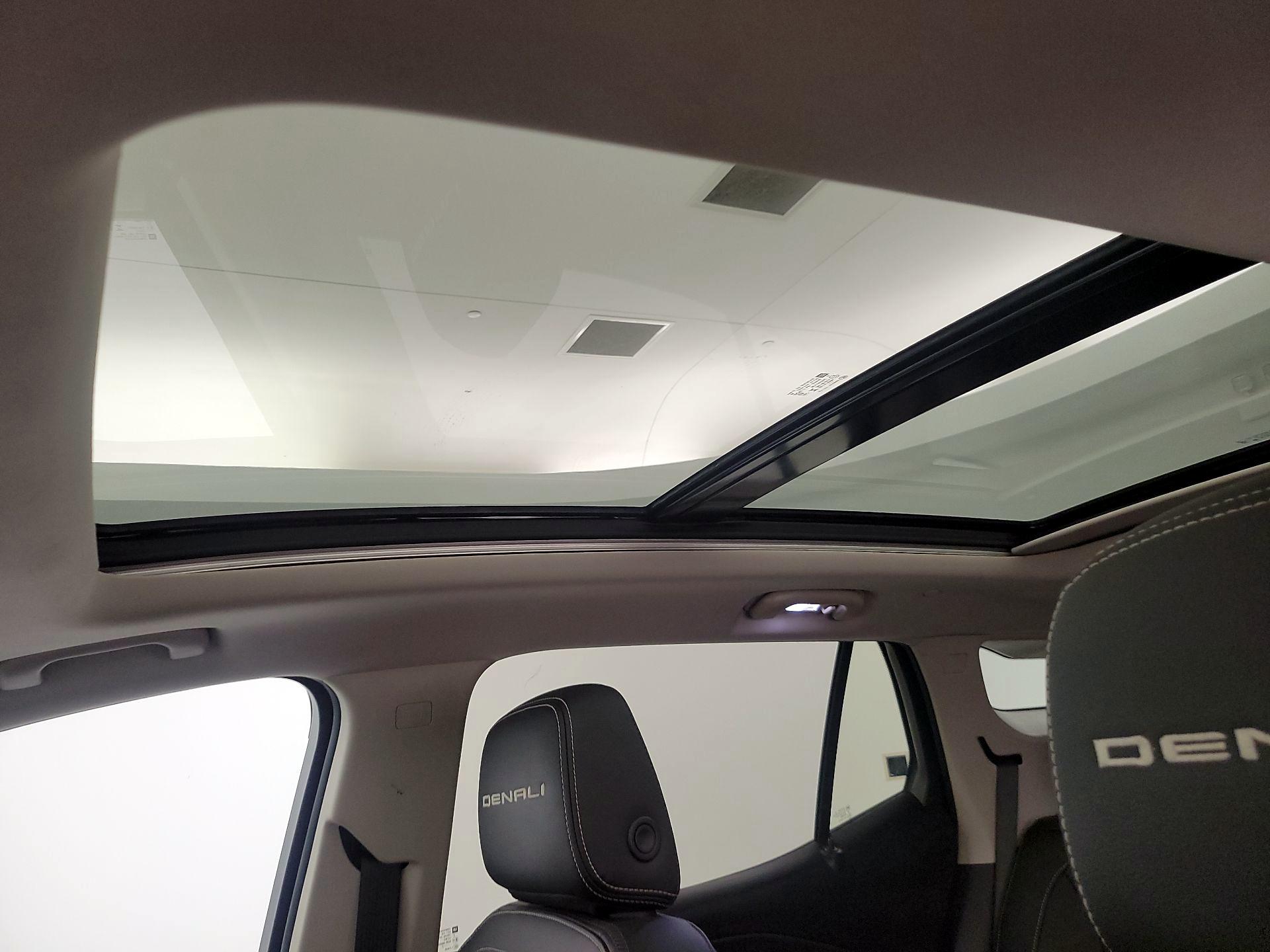 Thumbnail: 2023 GMC Terrain - 20