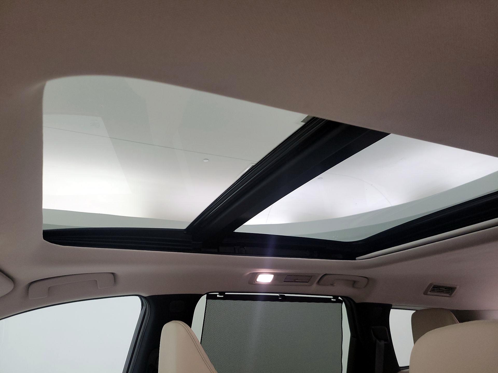 Thumbnail: 2023 INFINITI QX60 - 20