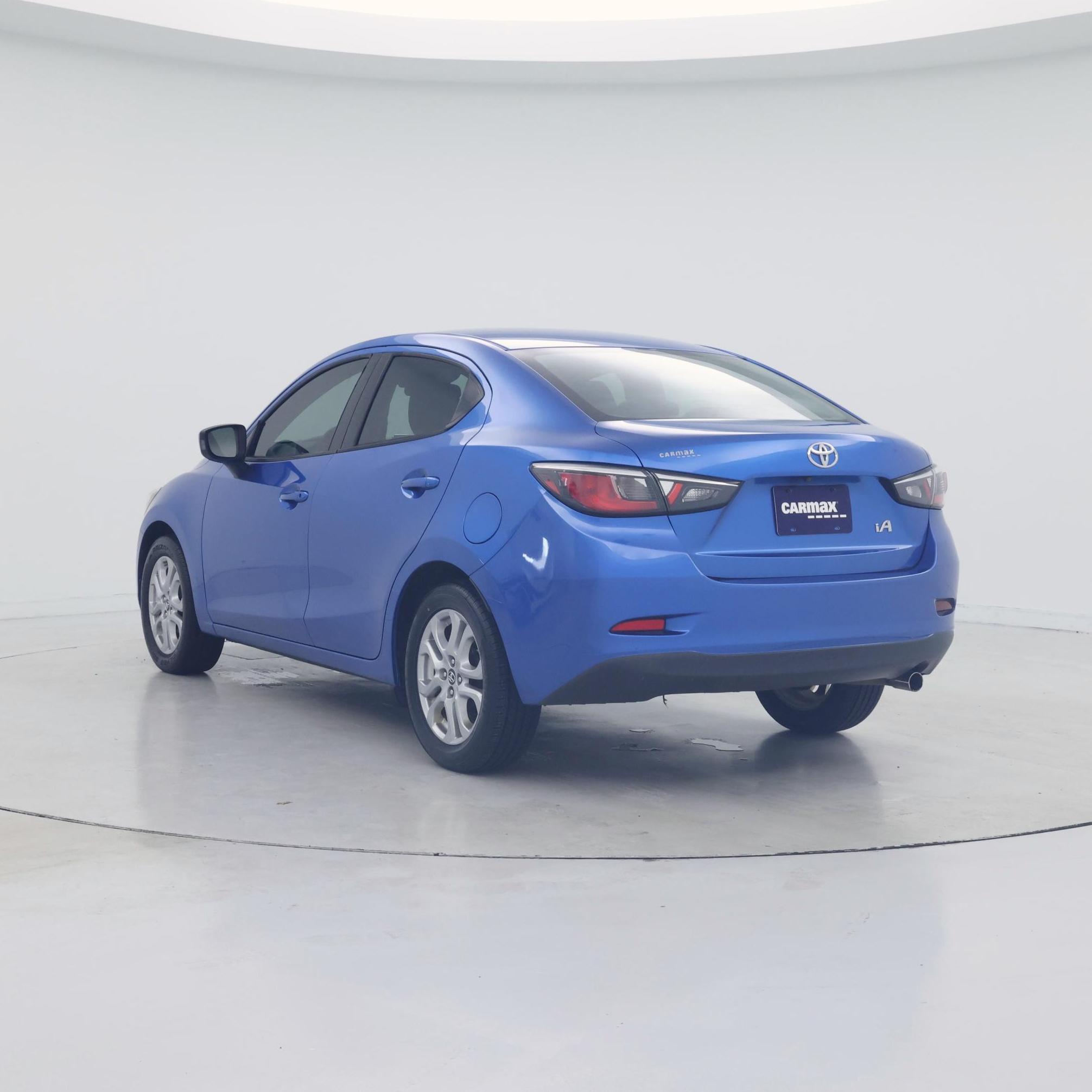 Thumbnail: 2018 Toyota Yaris iA - 2