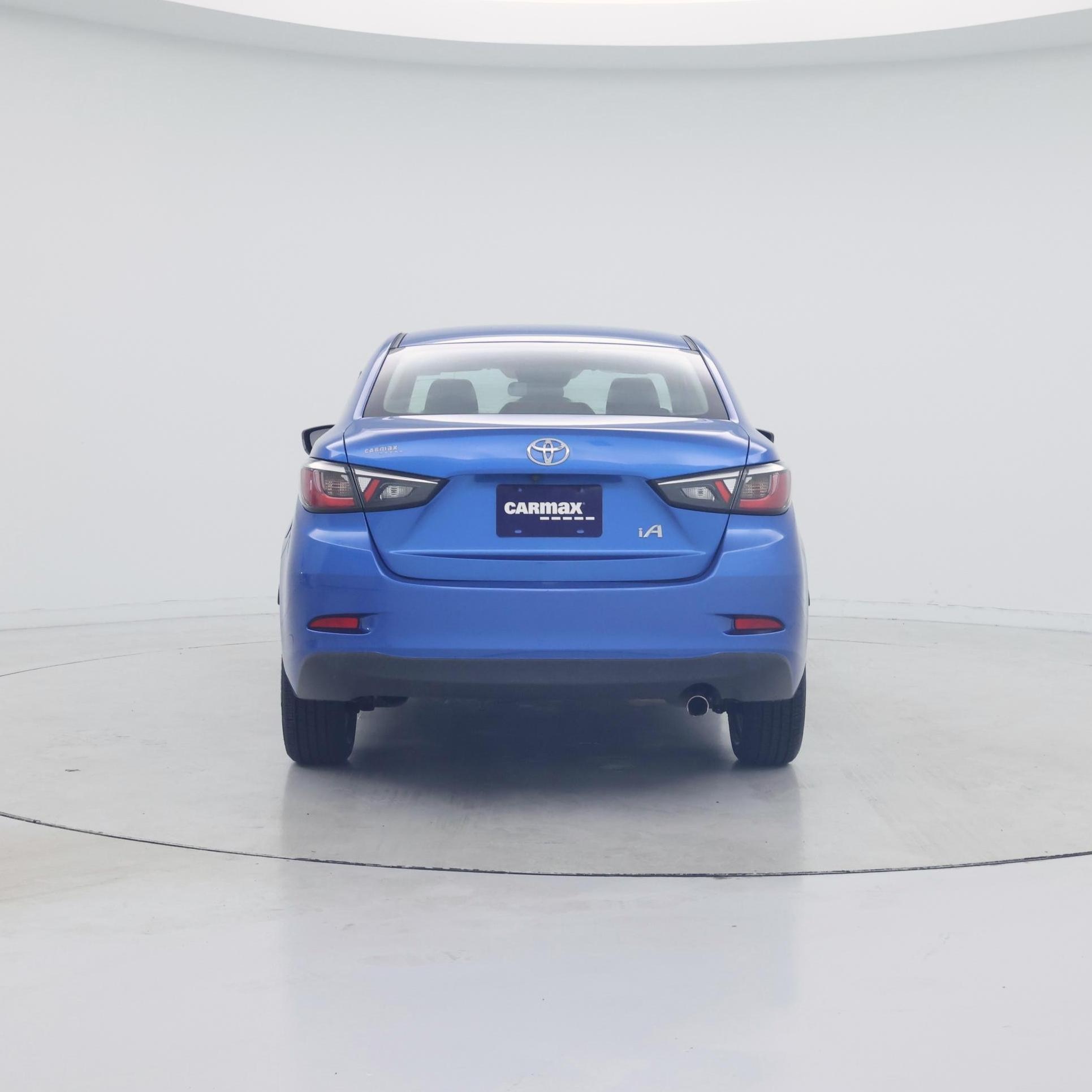 Thumbnail: 2018 Toyota Yaris iA - 6