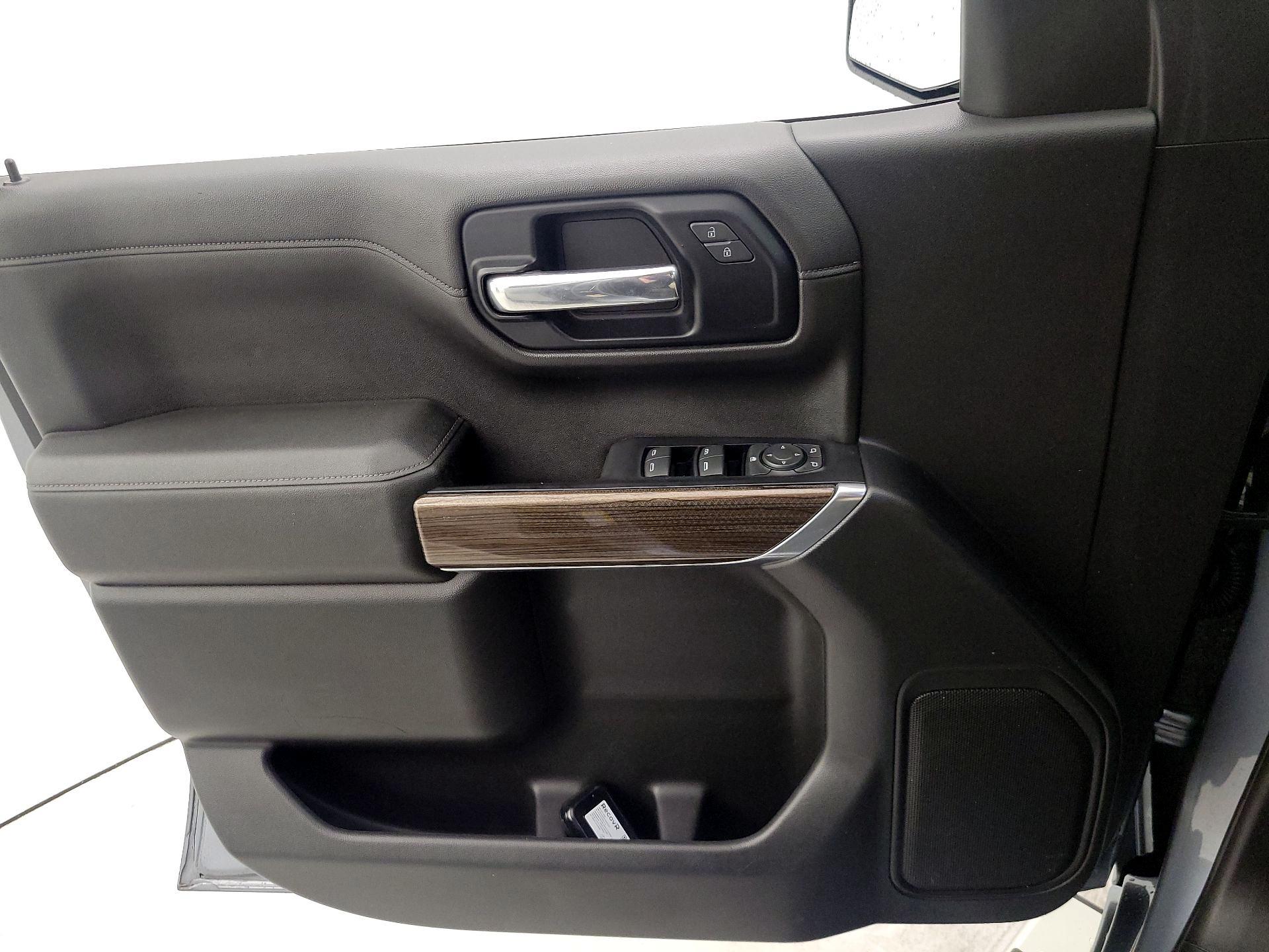 Thumbnail: 2019 Chevrolet Silverado 1500 - 12