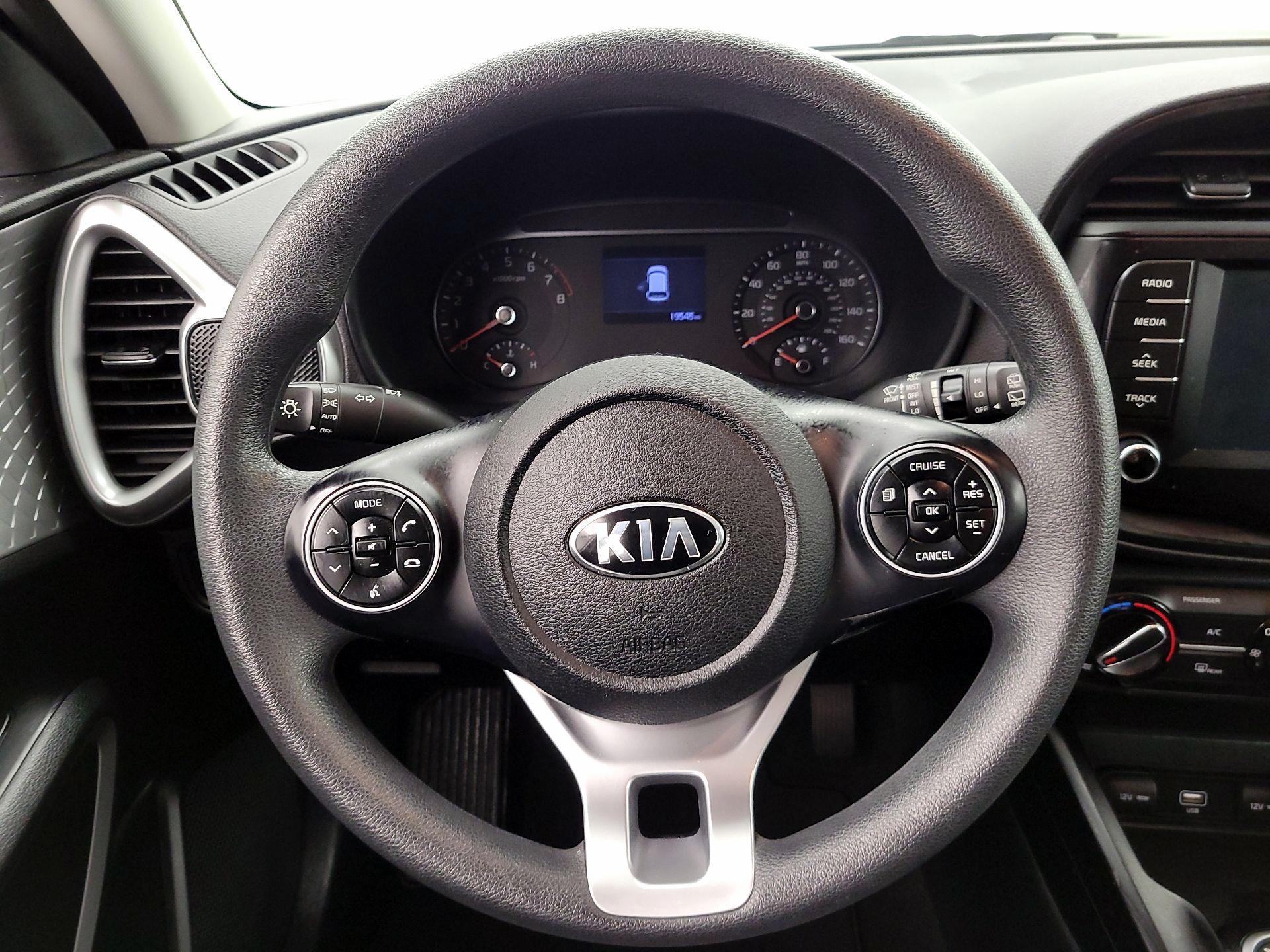Thumbnail: 2020 Kia Soul - 10