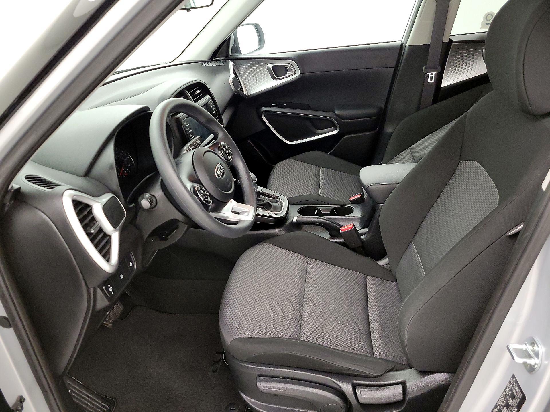 Thumbnail: 2020 Kia Soul - 11