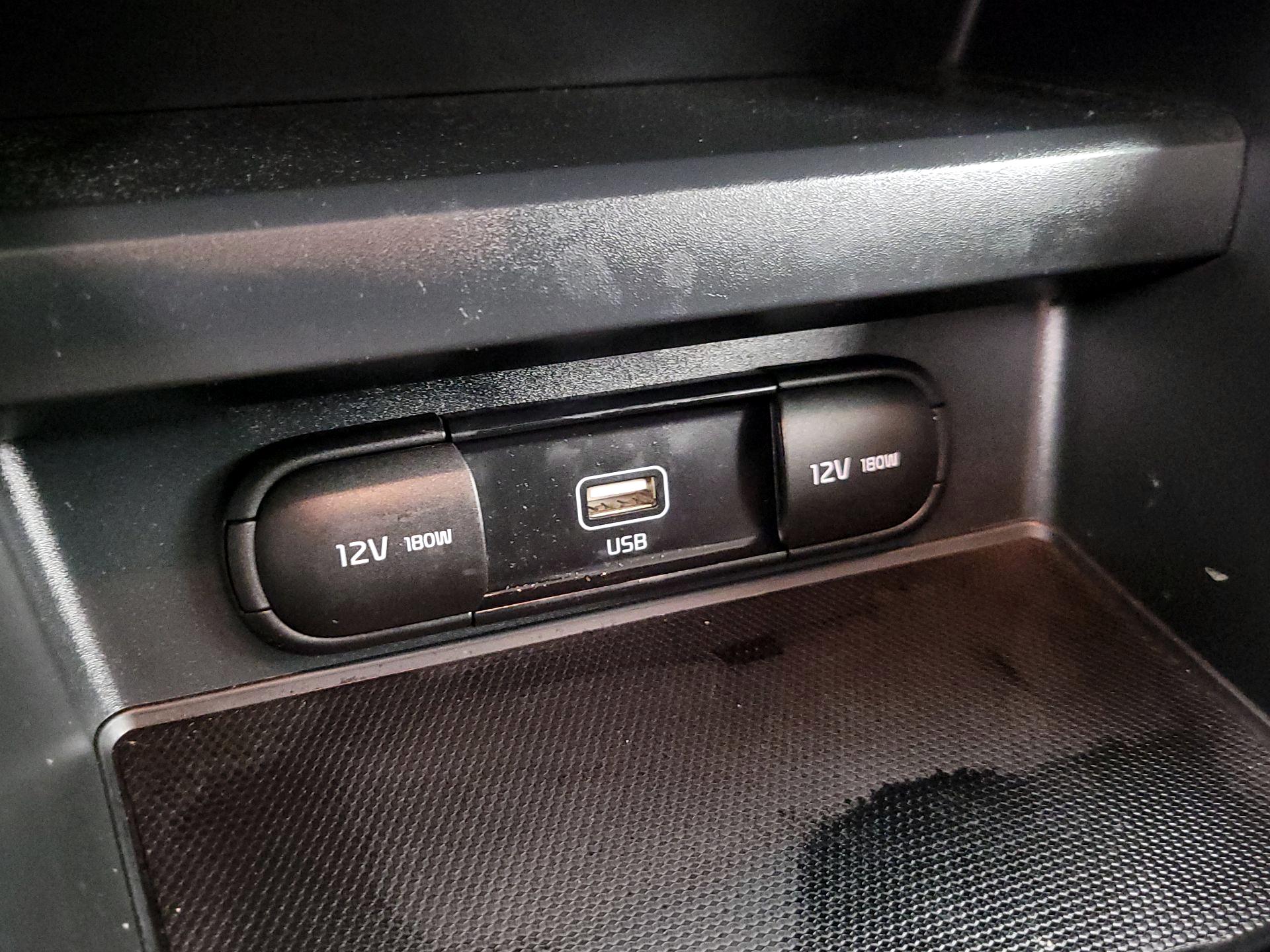 Thumbnail: 2020 Kia Soul - 18