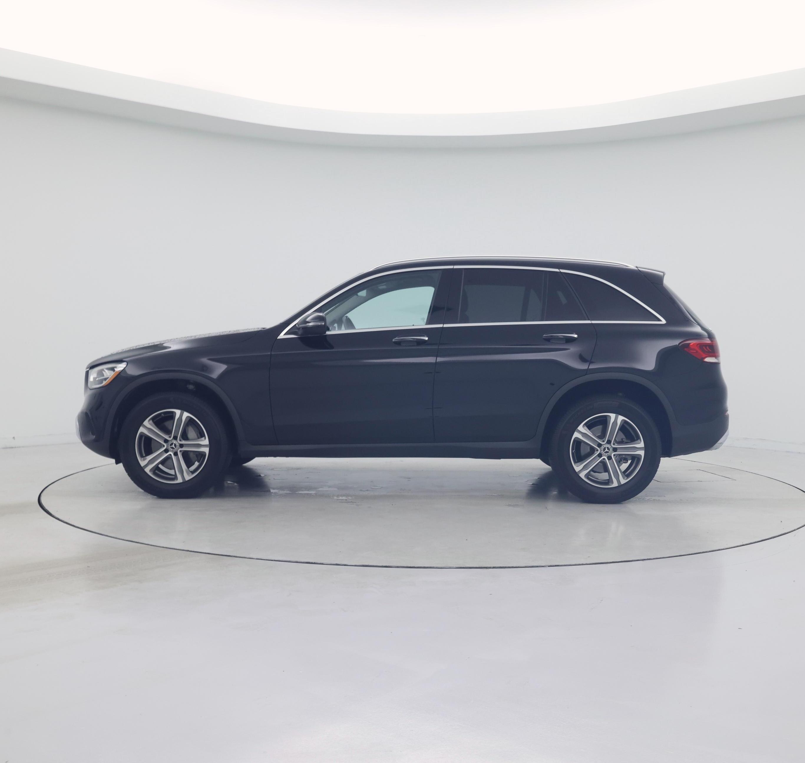 Thumbnail: 2022 Mercedes-Benz GLC - 3