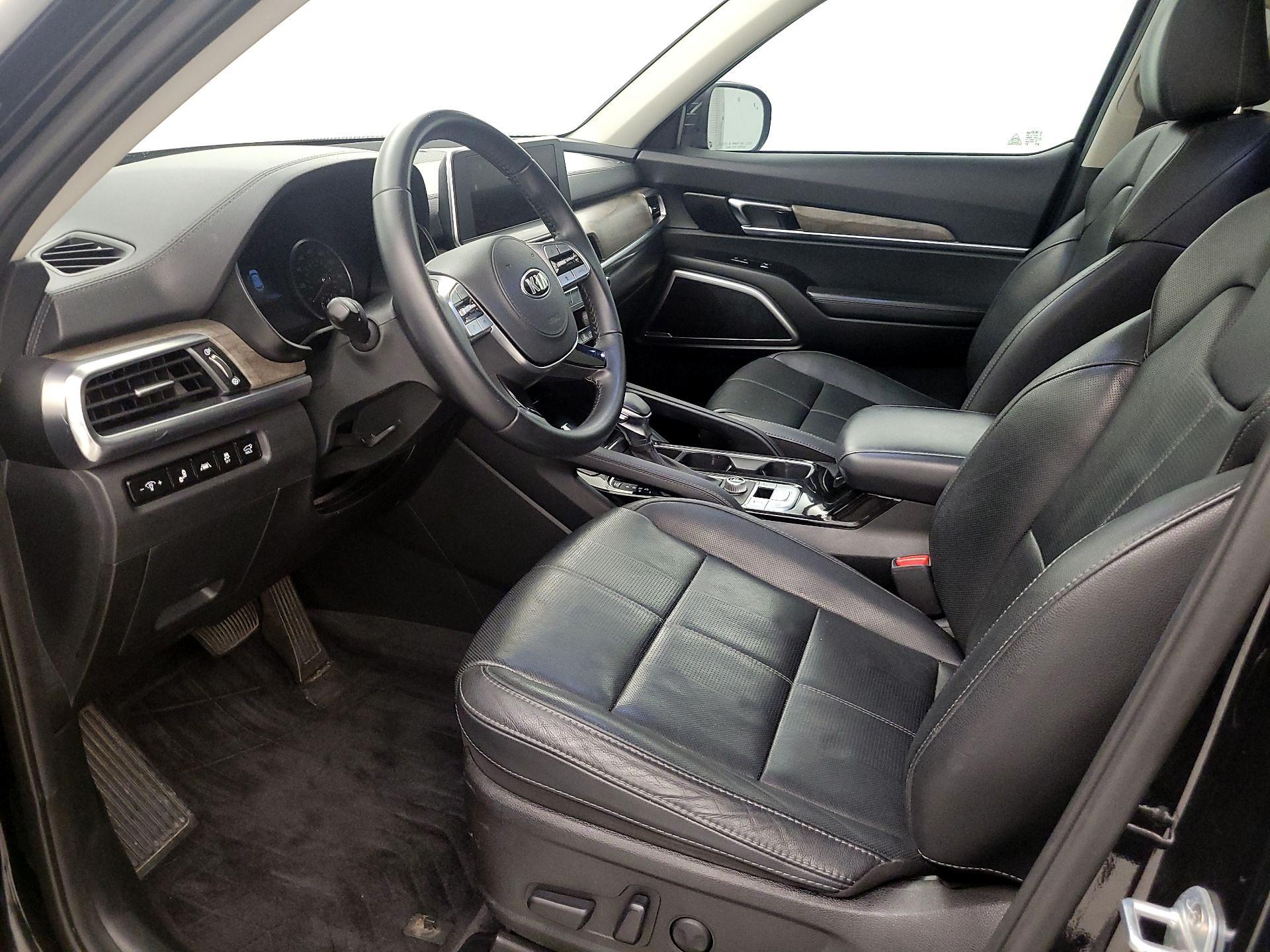 Thumbnail: 2020 Kia Telluride - 11