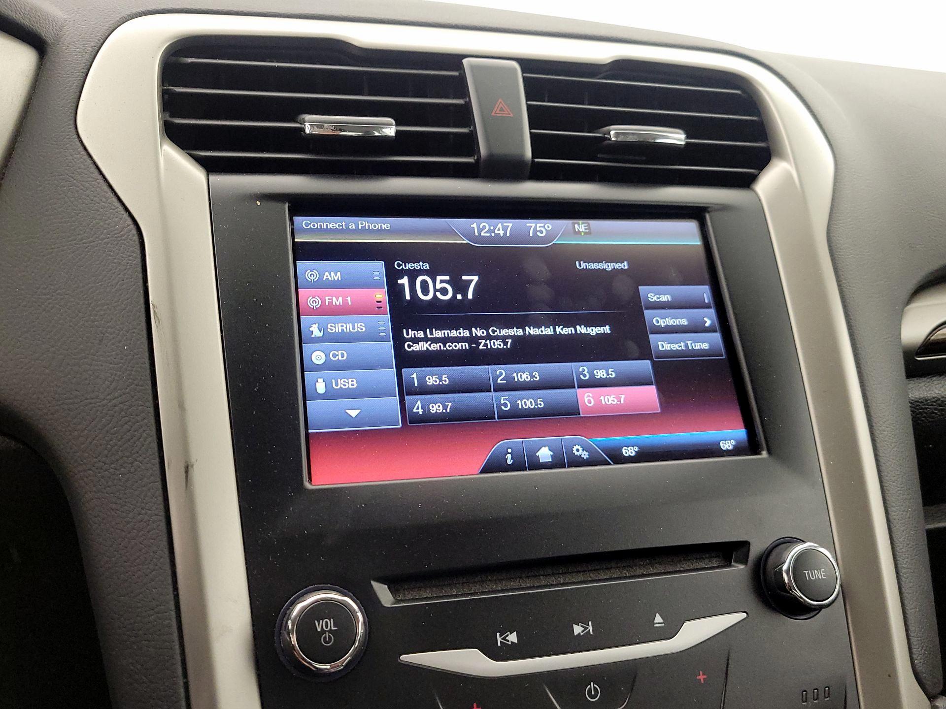 Thumbnail: 2014 Ford Fusion - 16