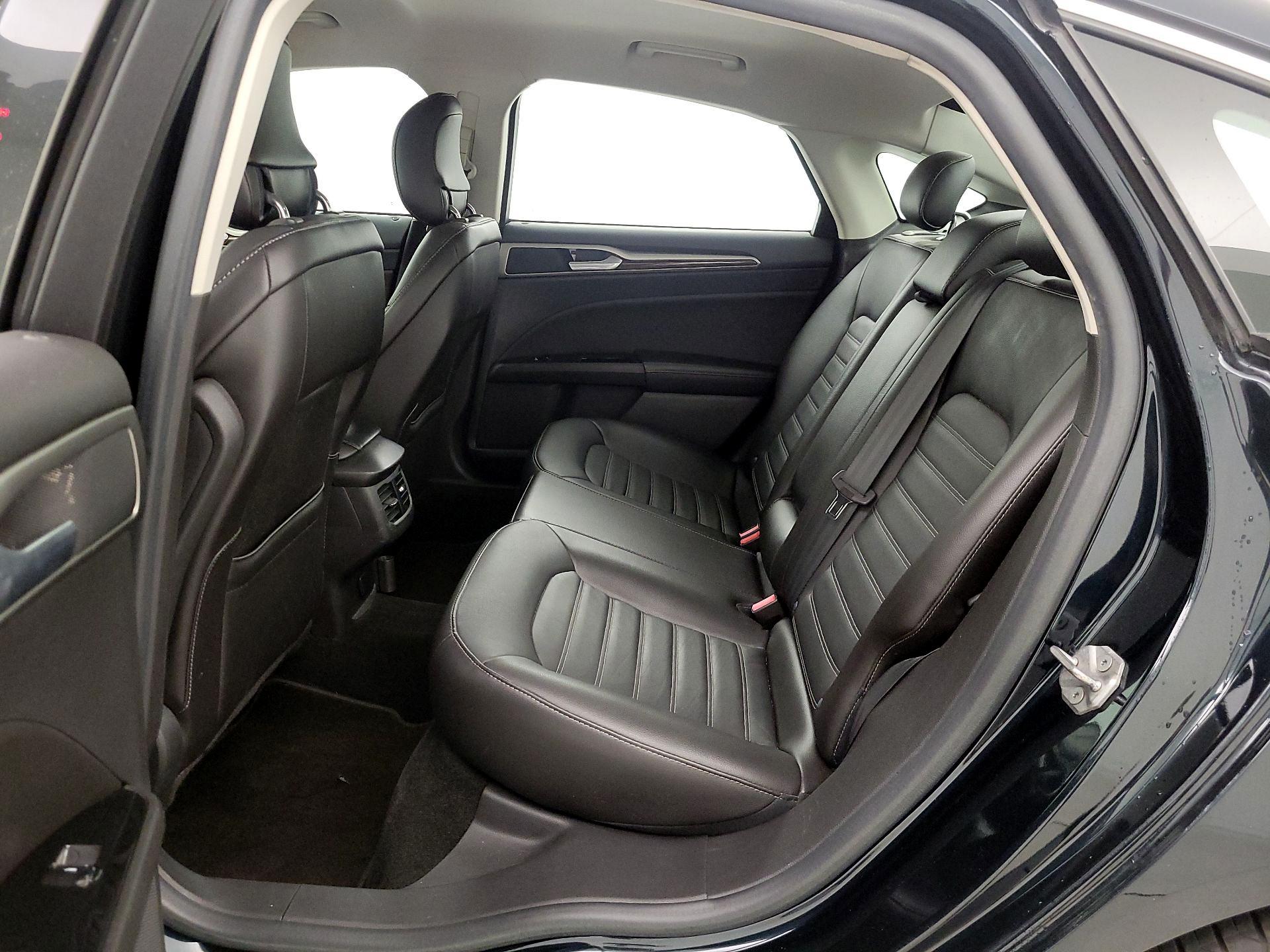 Thumbnail: 2014 Ford Fusion - 20
