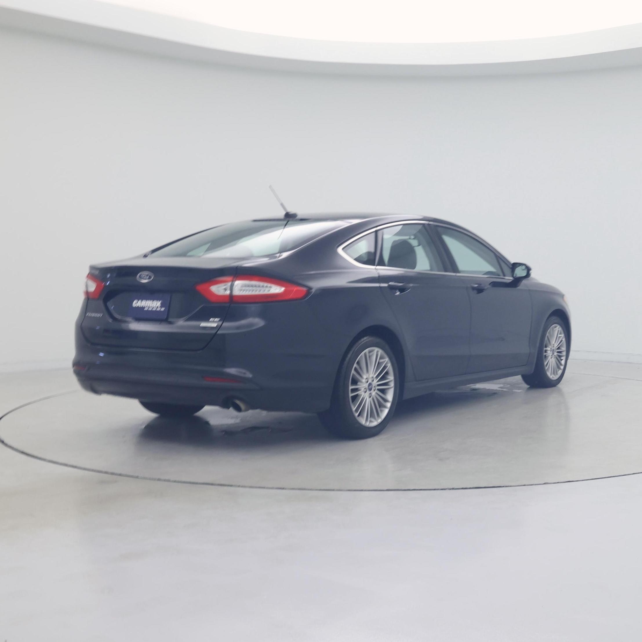 Thumbnail: 2014 Ford Fusion - 8