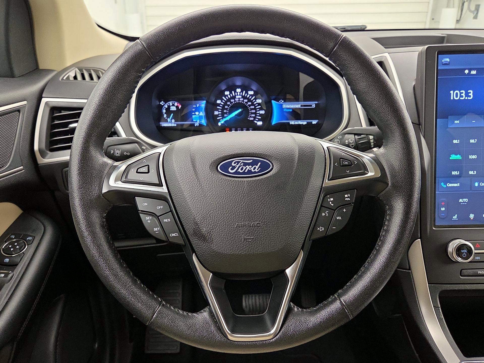 Thumbnail: 2021 Ford Edge - 10