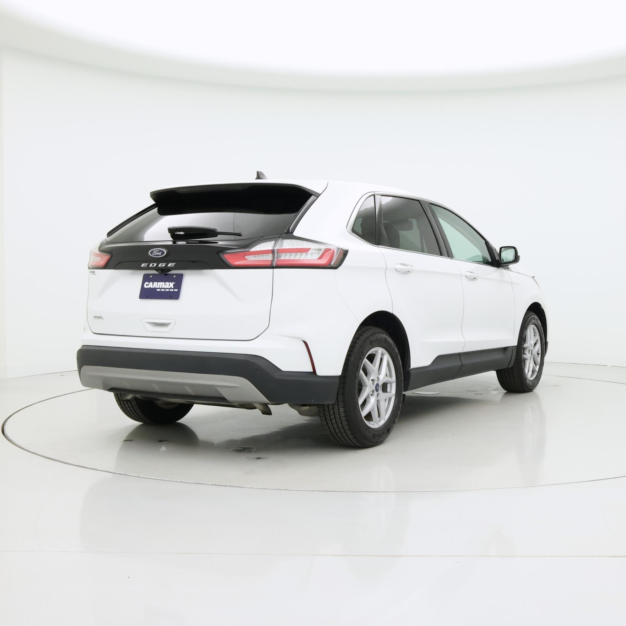 Thumbnail: 2021 Ford Edge - 8