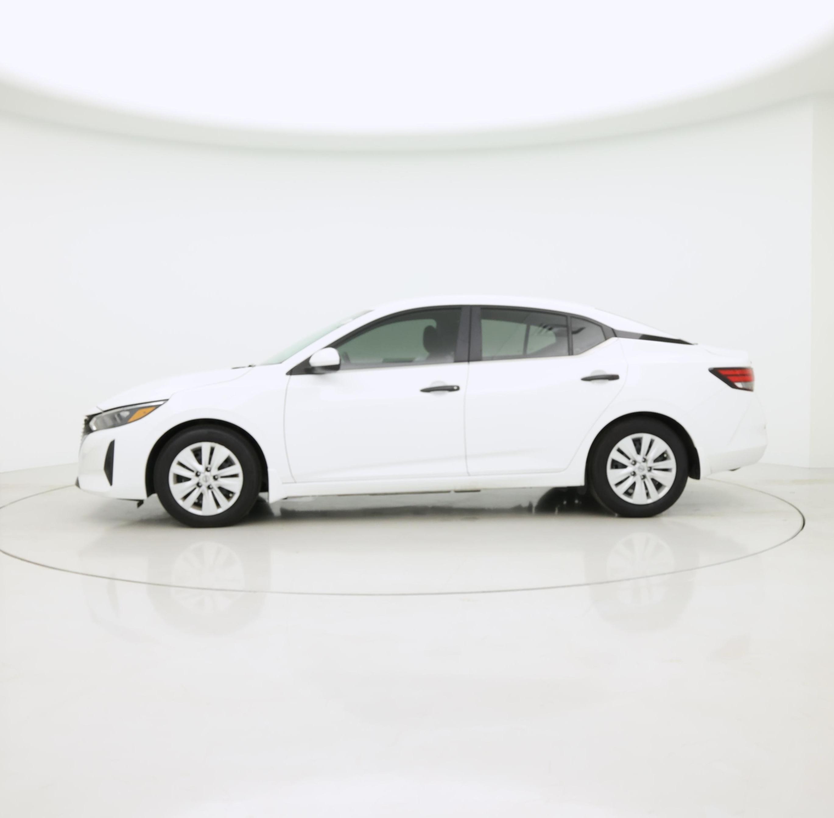 Thumbnail: 2025 Nissan Sentra - 3