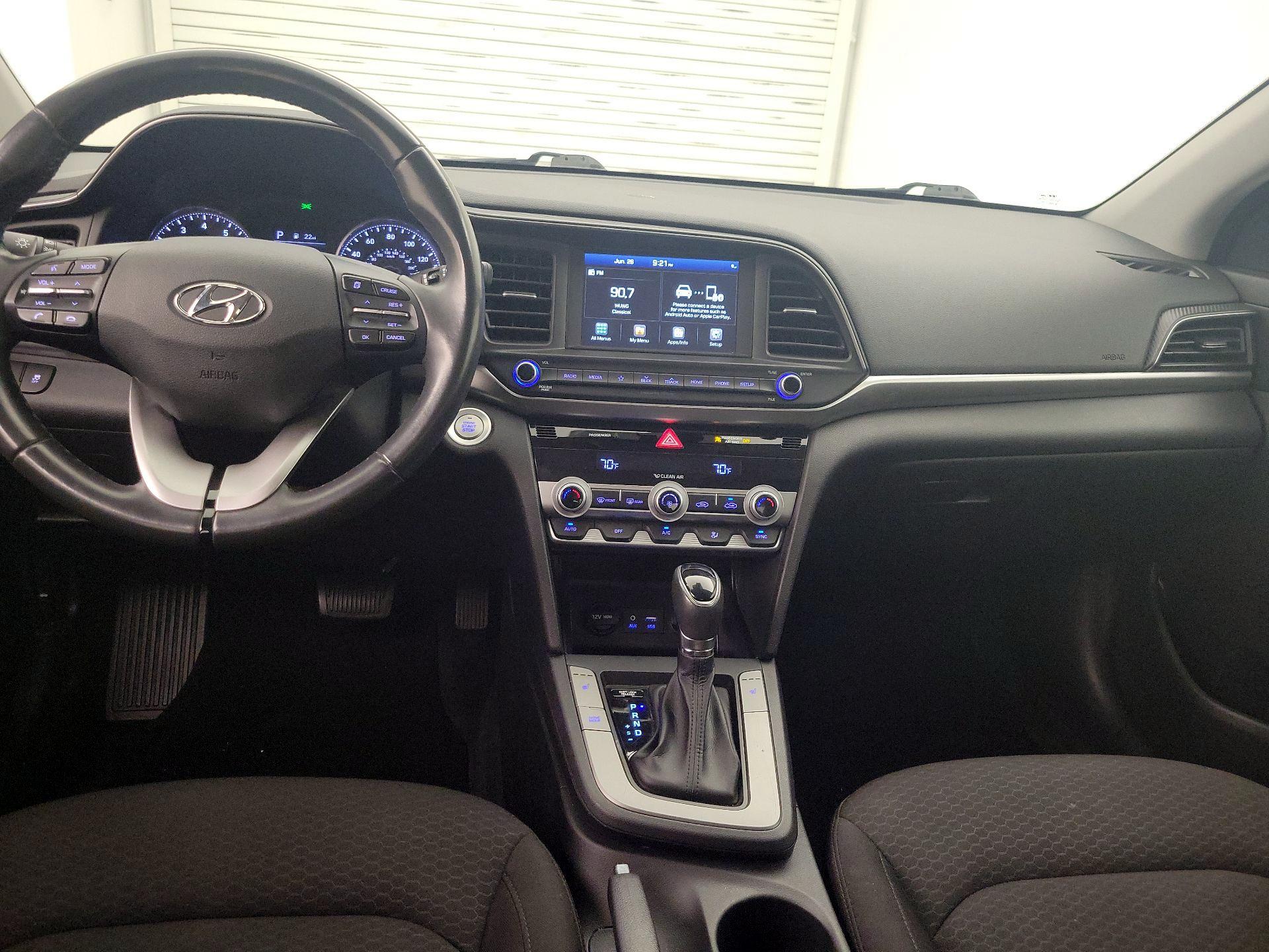 Thumbnail: 2020 Hyundai Elantra - 9