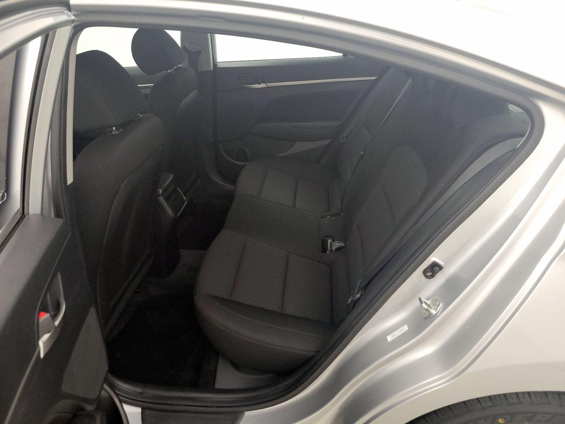 Thumbnail: 2020 Hyundai Elantra - 20