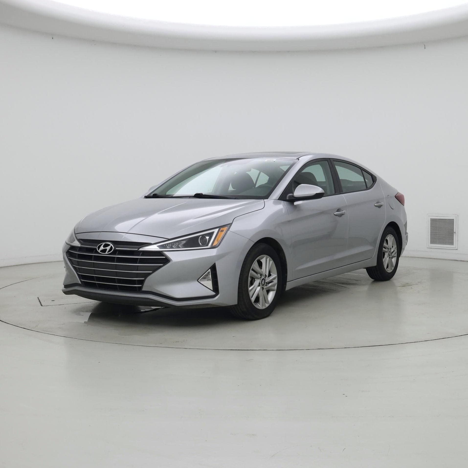 Thumbnail: 2020 Hyundai Elantra - 4