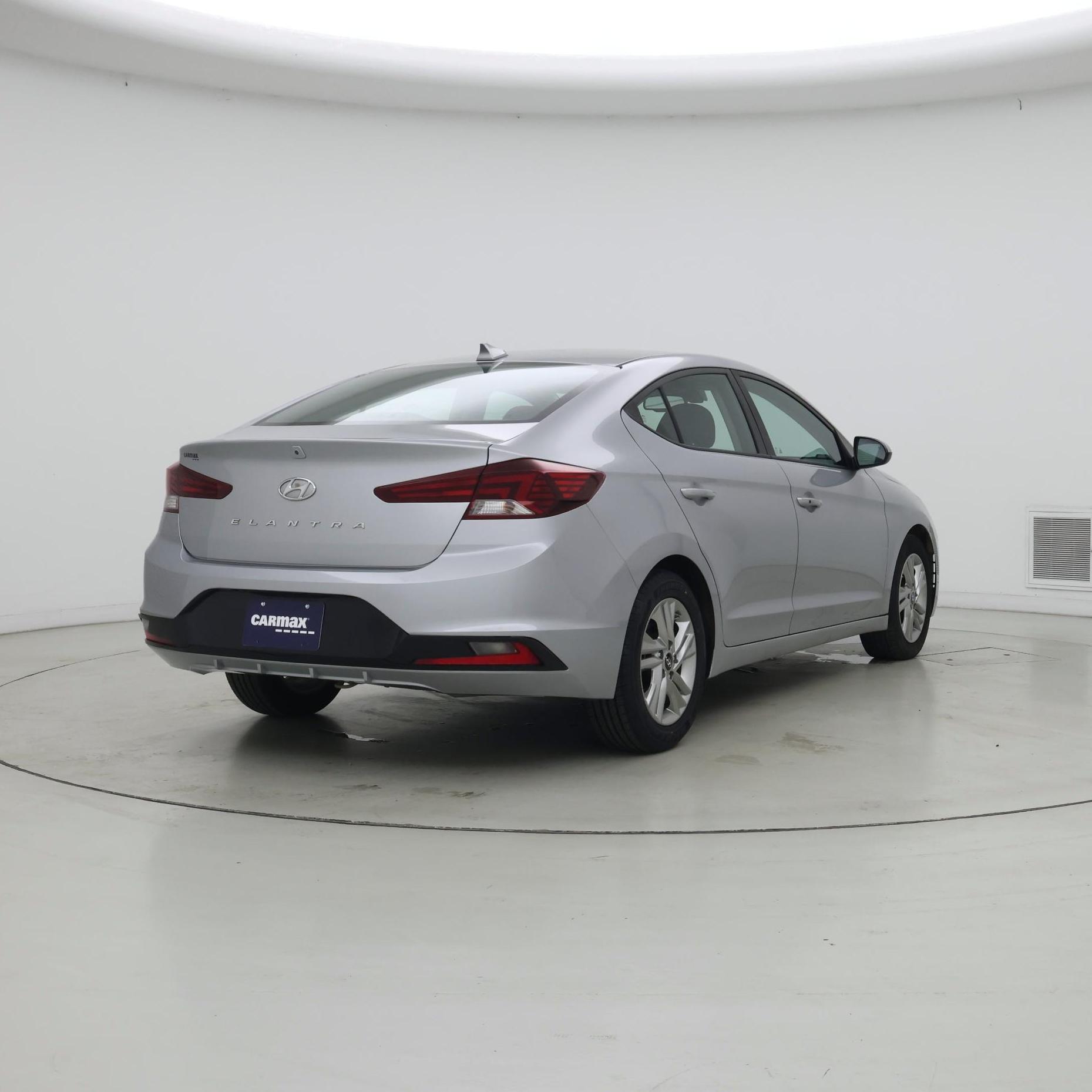 Thumbnail: 2020 Hyundai Elantra - 8