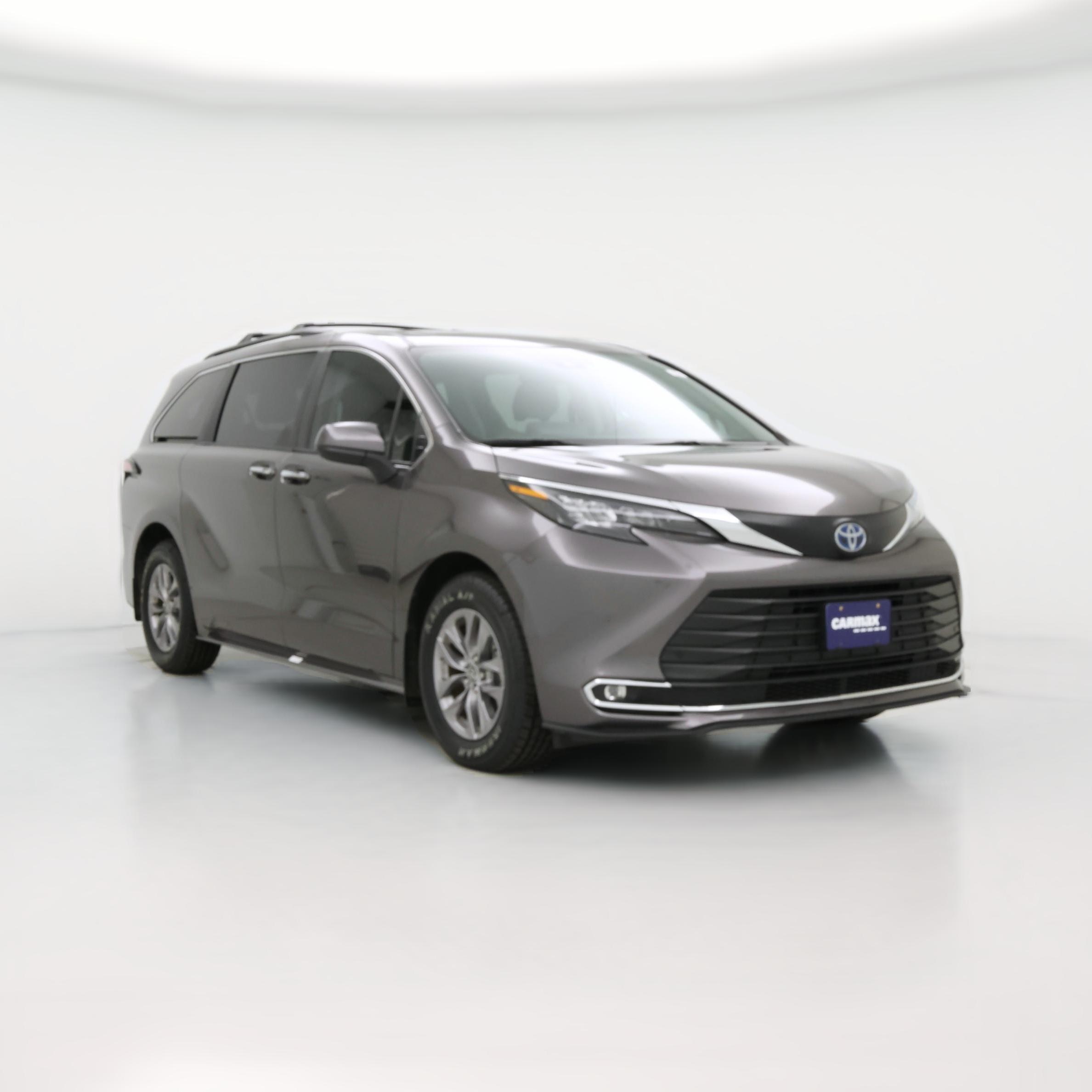 Thumbnail: 2024 Toyota Sienna - 1