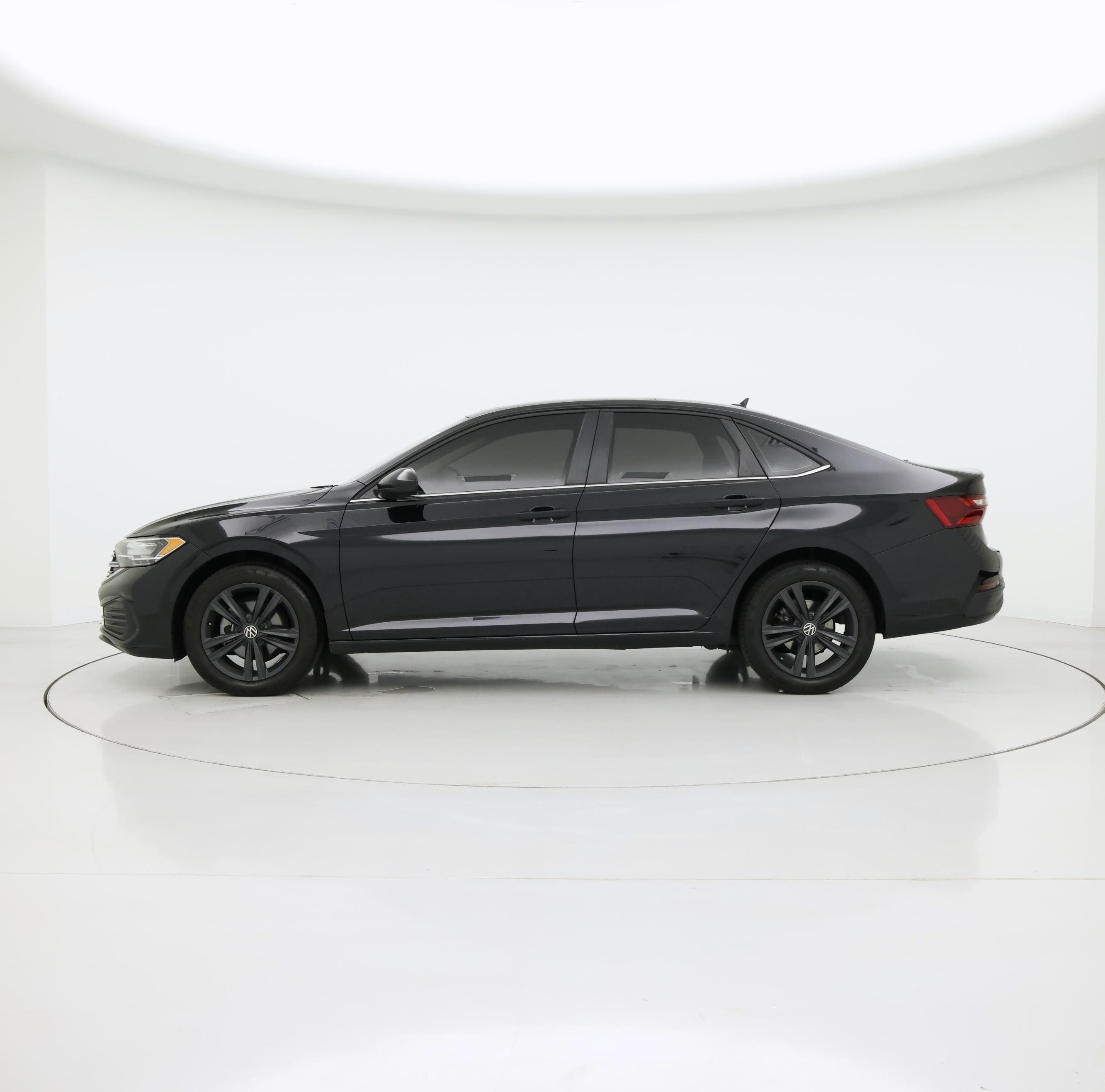 Thumbnail: 2024 Volkswagen Jetta - 3