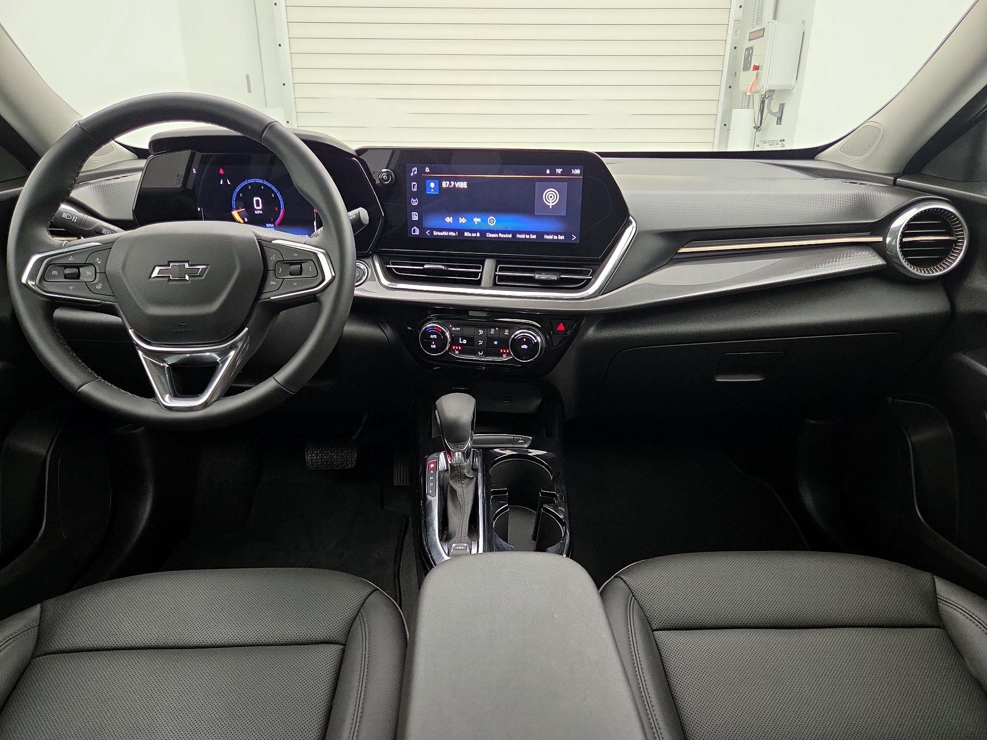 Thumbnail: 2025 Chevrolet Trax - 9