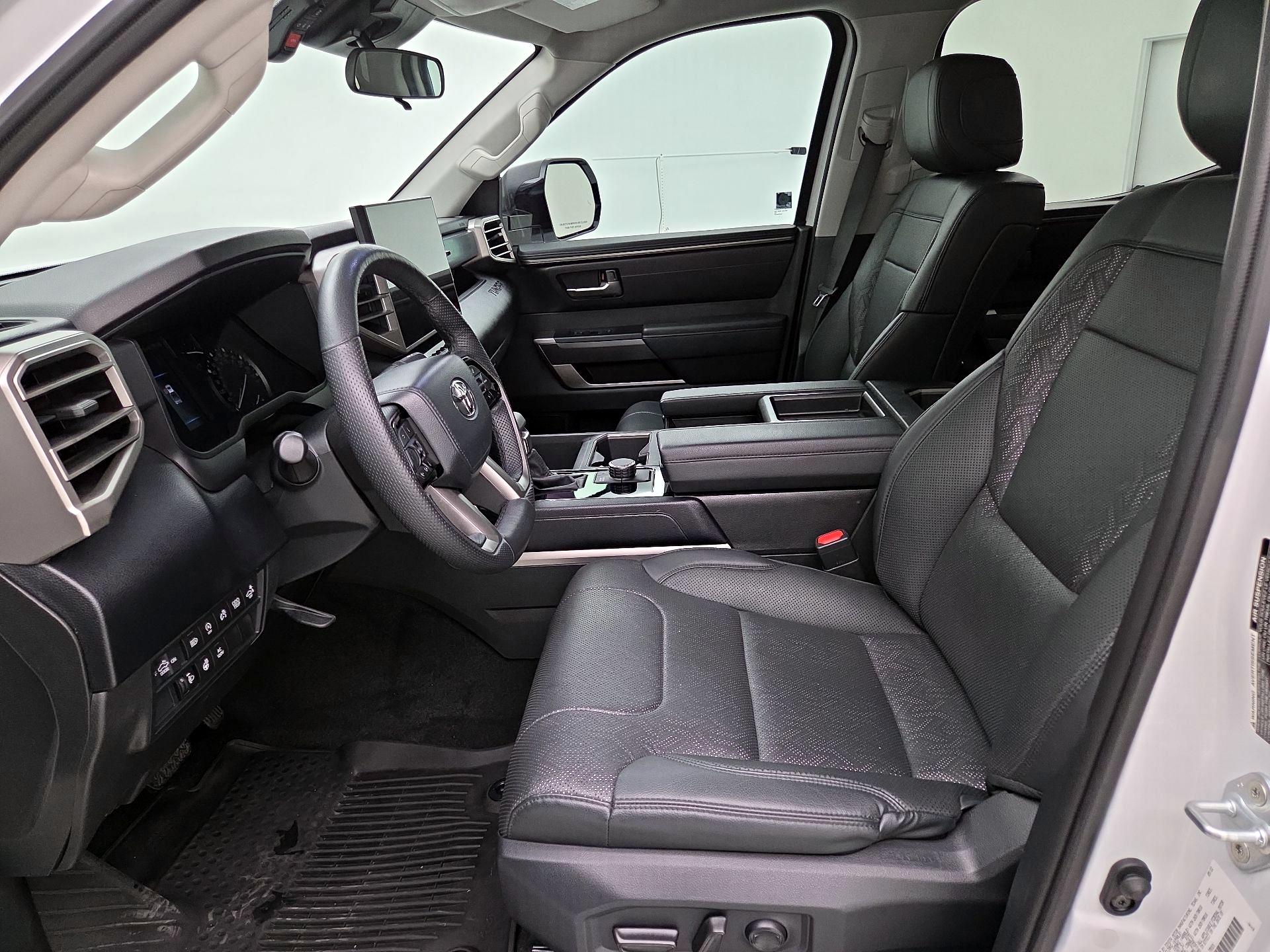 Thumbnail: 2022 Toyota Tundra - 11