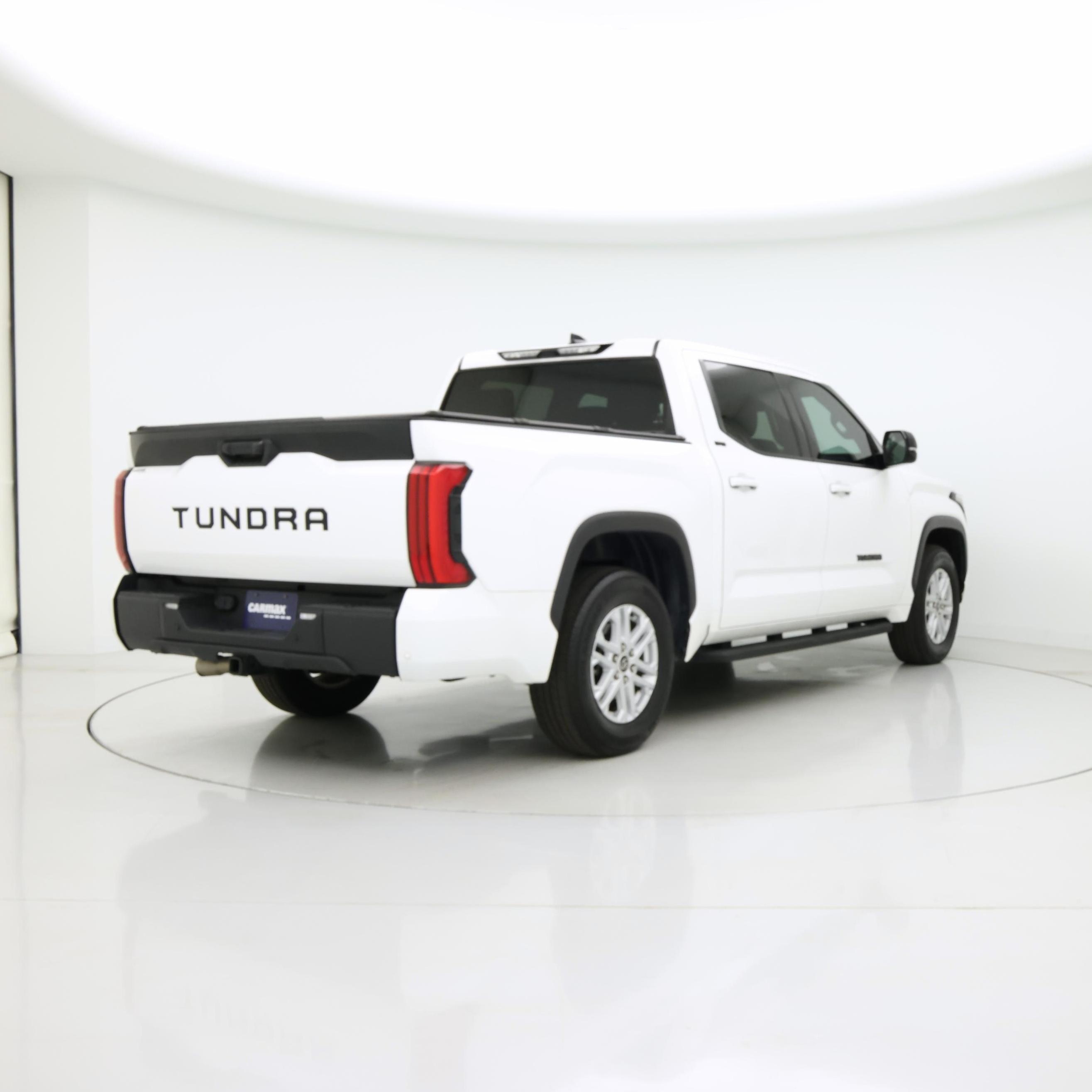 Thumbnail: 2022 Toyota Tundra - 8