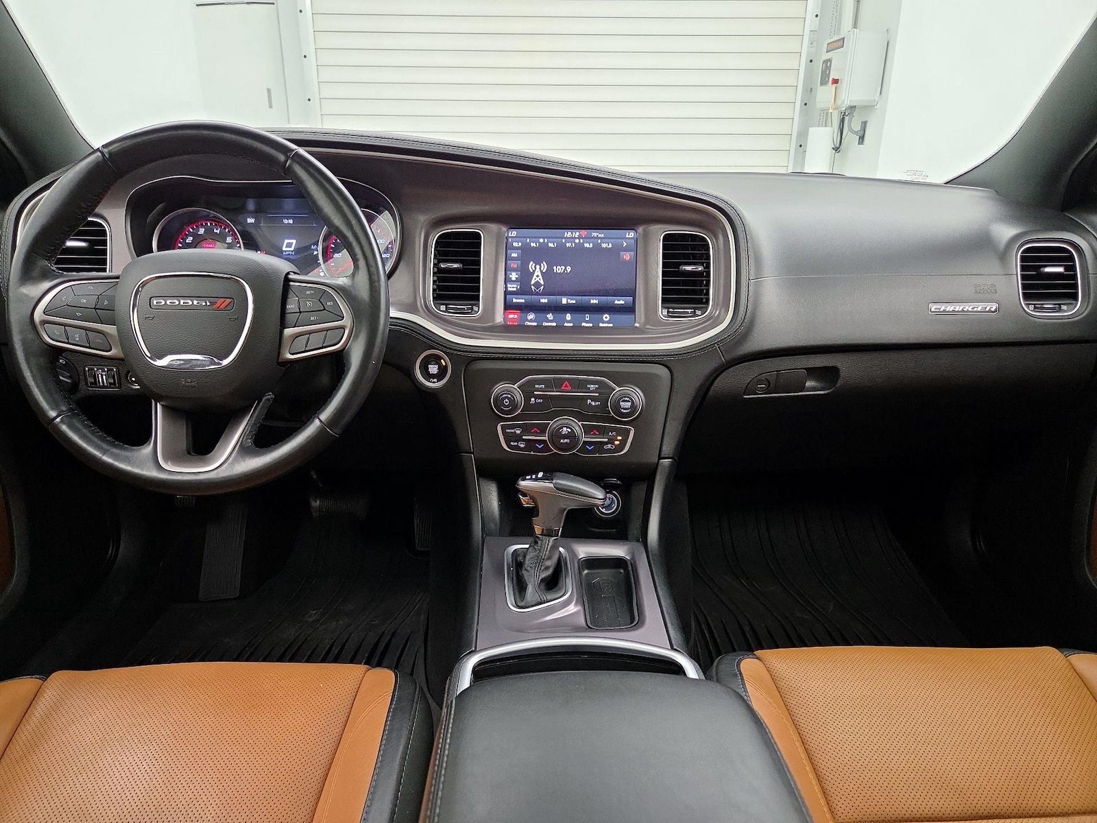 2021 Dodge Charger SXT - Photo 10