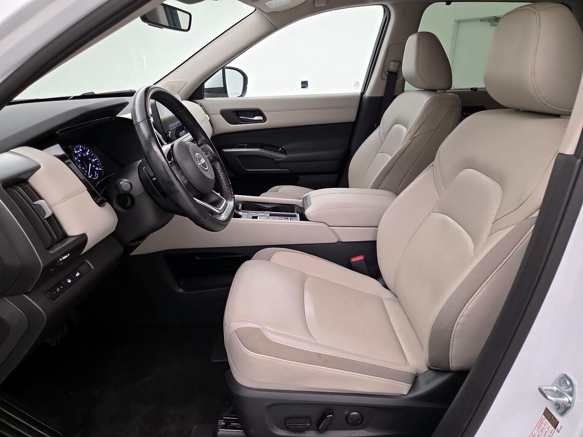 Thumbnail: 2025 Nissan Pathfinder - 11